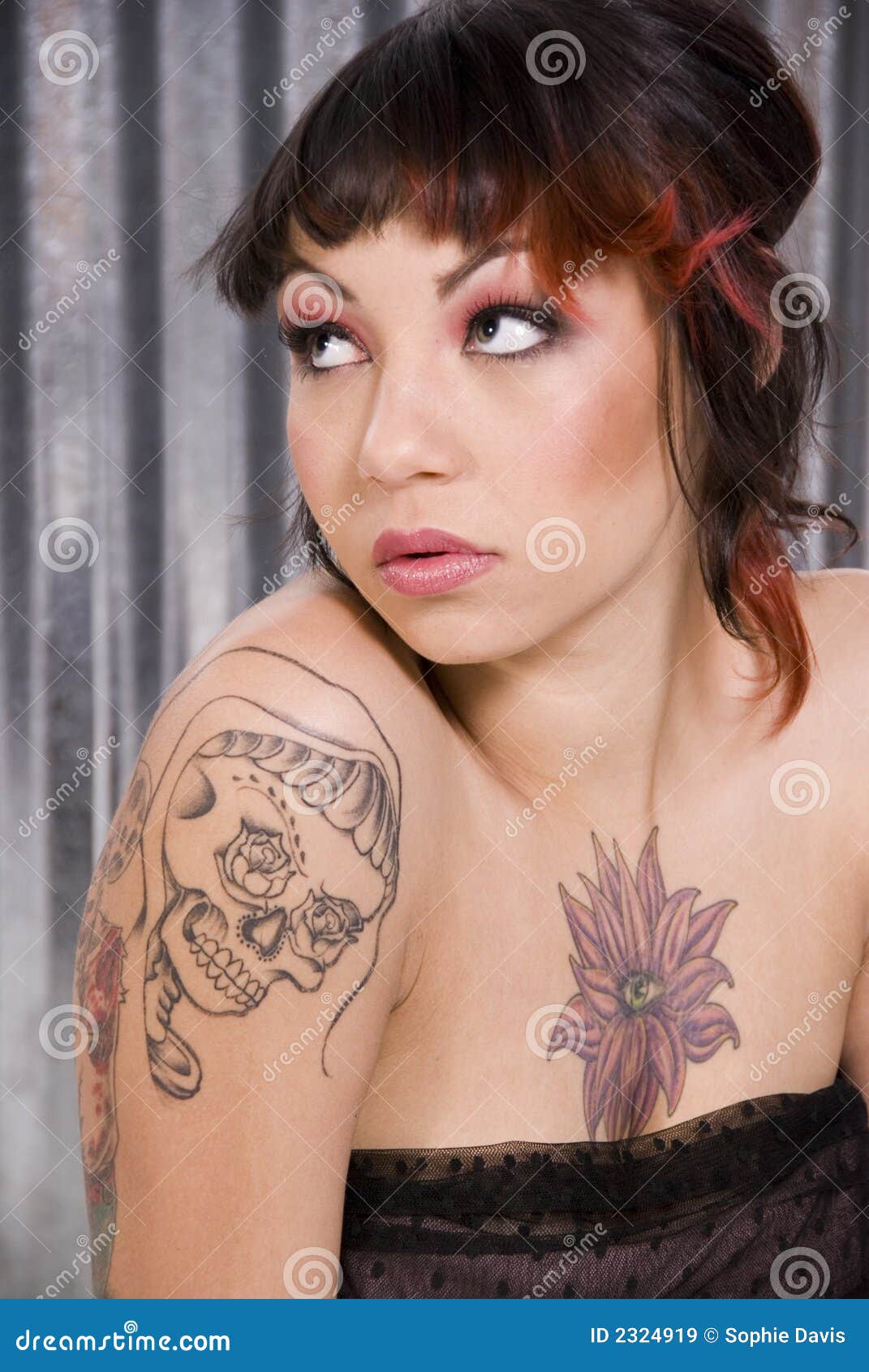 47000 Tattoo Woman Pictures
