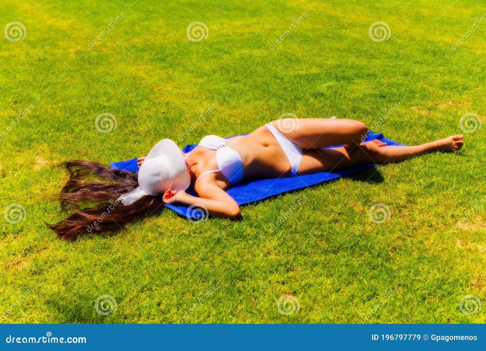 Erotic women in grass wallpapers