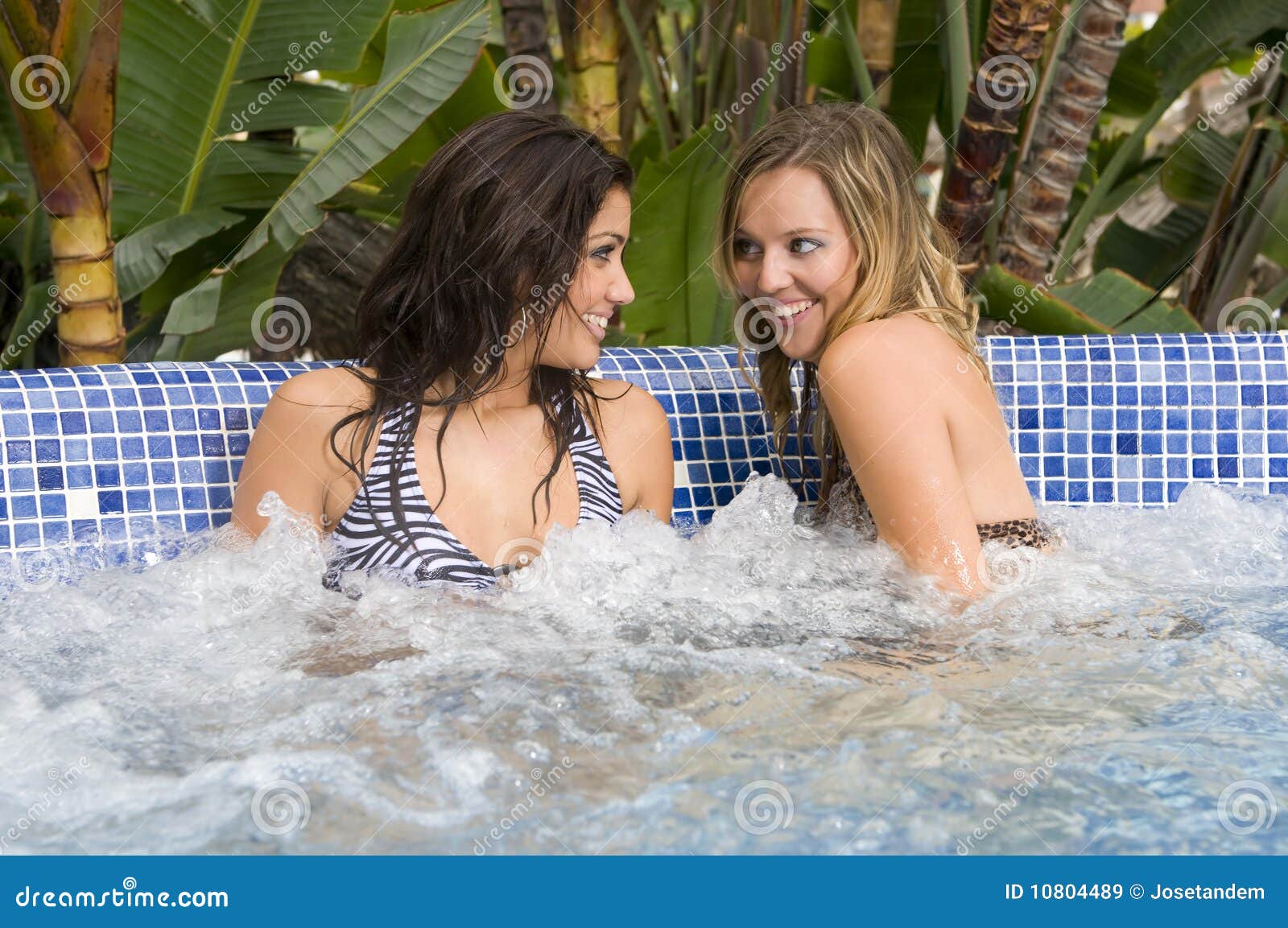 Lesbian Hot Tubs