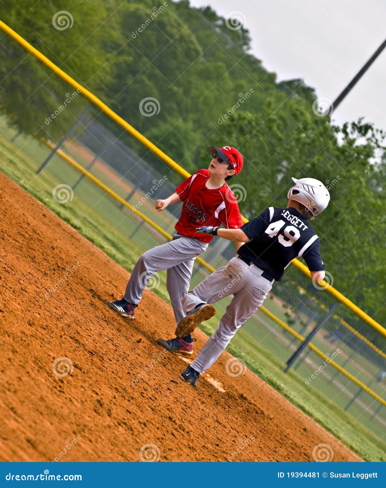 Youth Baseball Making Run To Base Editorial Photo Image of safe