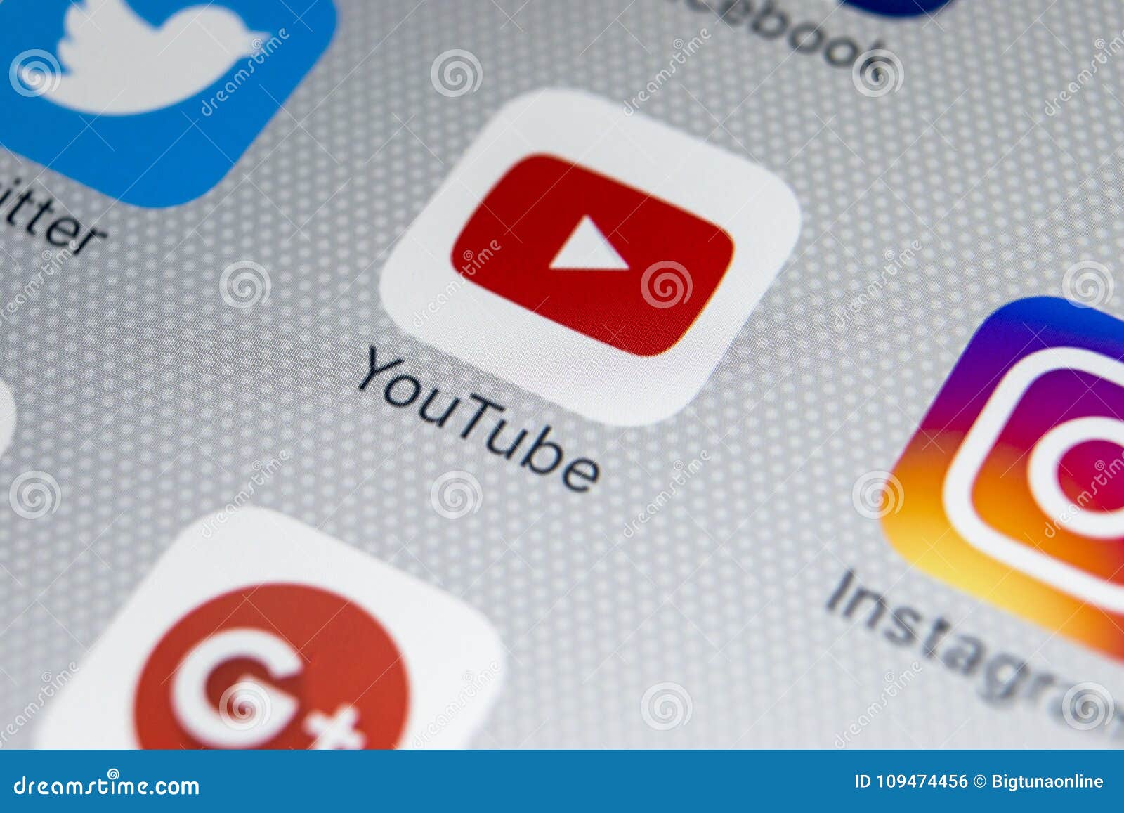Youtube Application Icon On Apple Iphone 8 Smartphone Screen Close Up Youtube App Icon Youtube Is An Online Video Networking Editorial Photo Image Of Background Gadget Youtube Application Icon On Apple Iphone 8 Smartphone Screen Close Up Youtube App Icon Youtube Is An Online Video Networking Editorial Photo Image Of Background Gadget