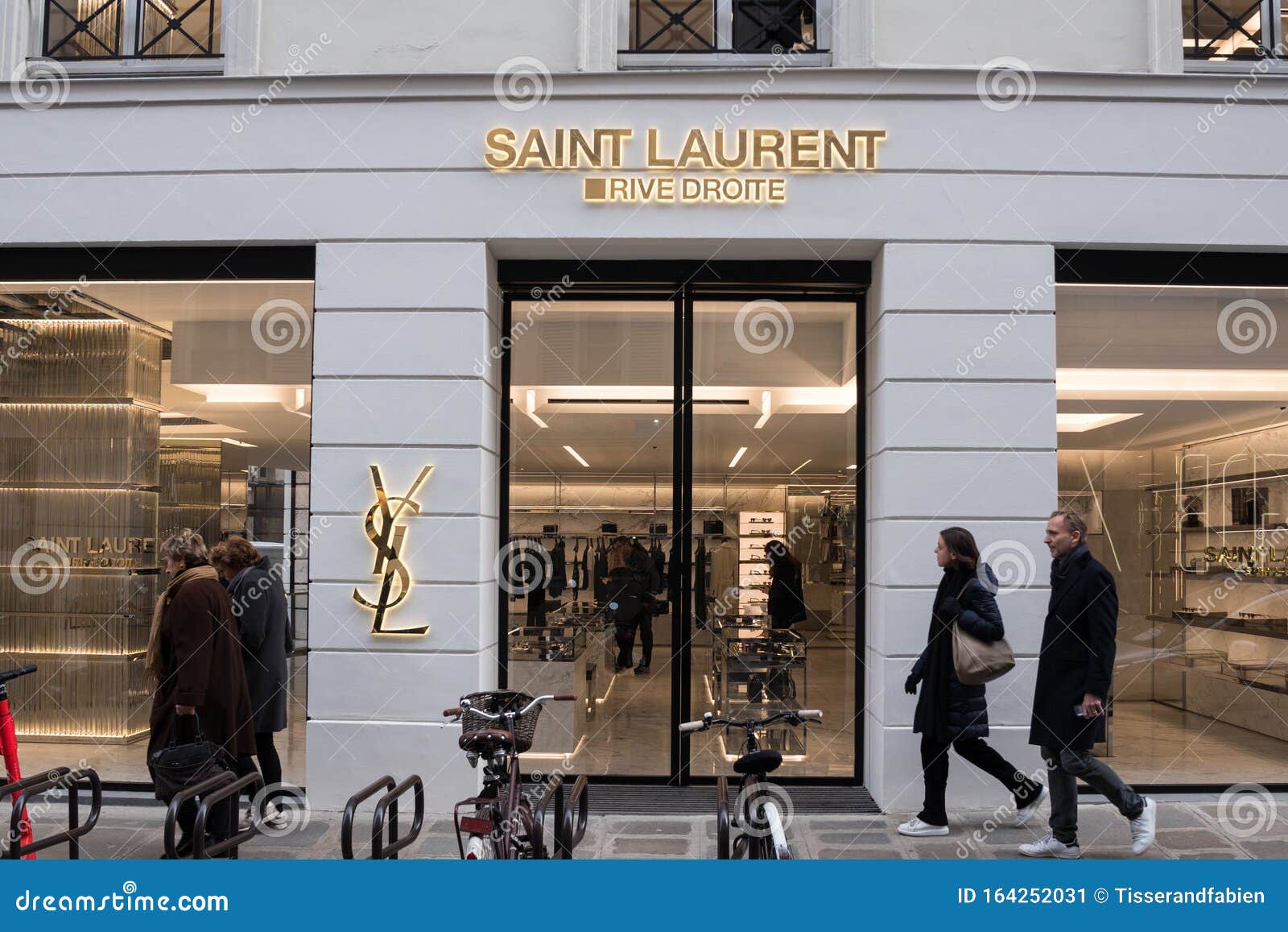 YSL : Fachada De La Tienda Yves Saint Laurent En París Foto editorial ...