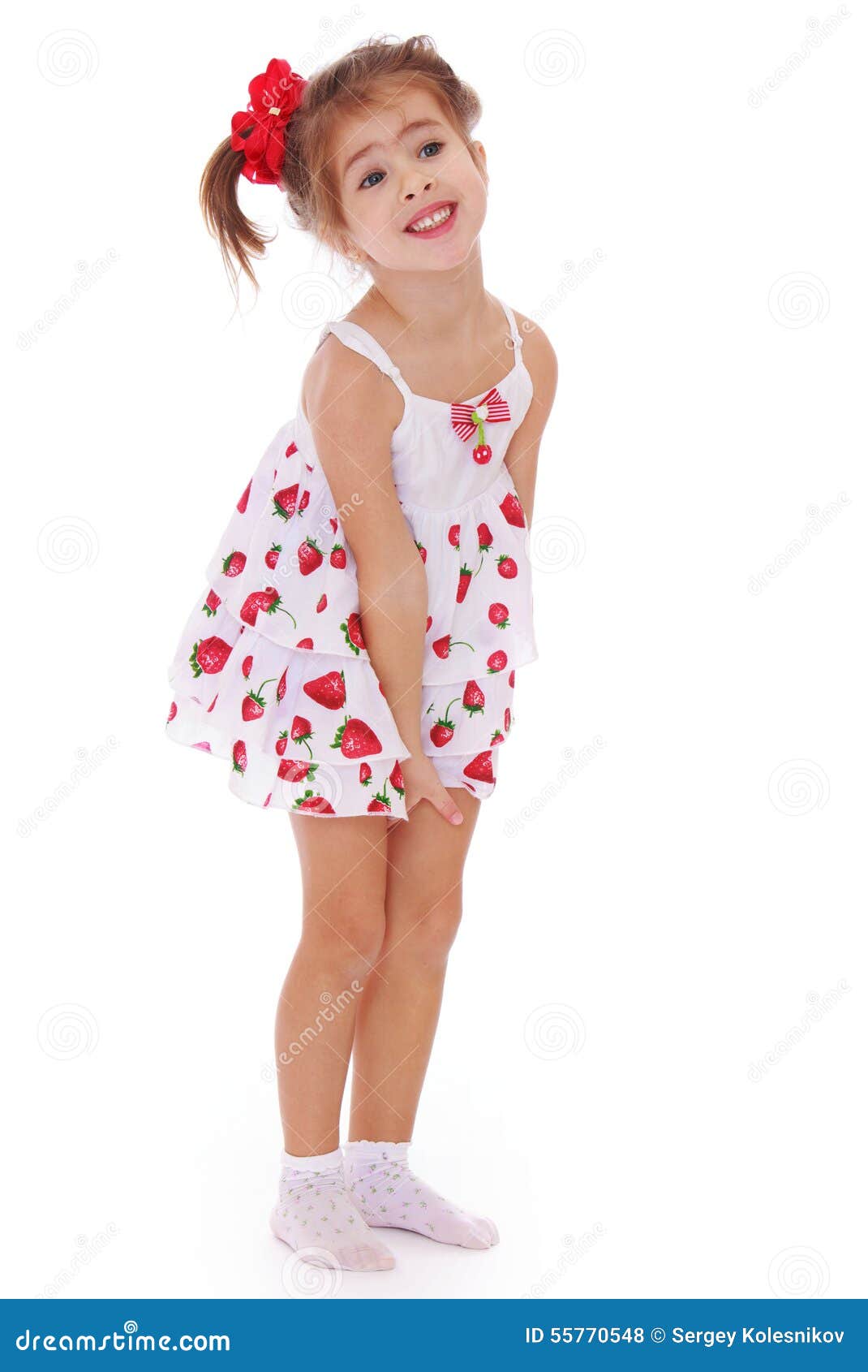 Blozend Snazzy Smash Zacht Meisje in Een Korte Kleding Stock Foto - Image of onderwijs, zomer:  55770548