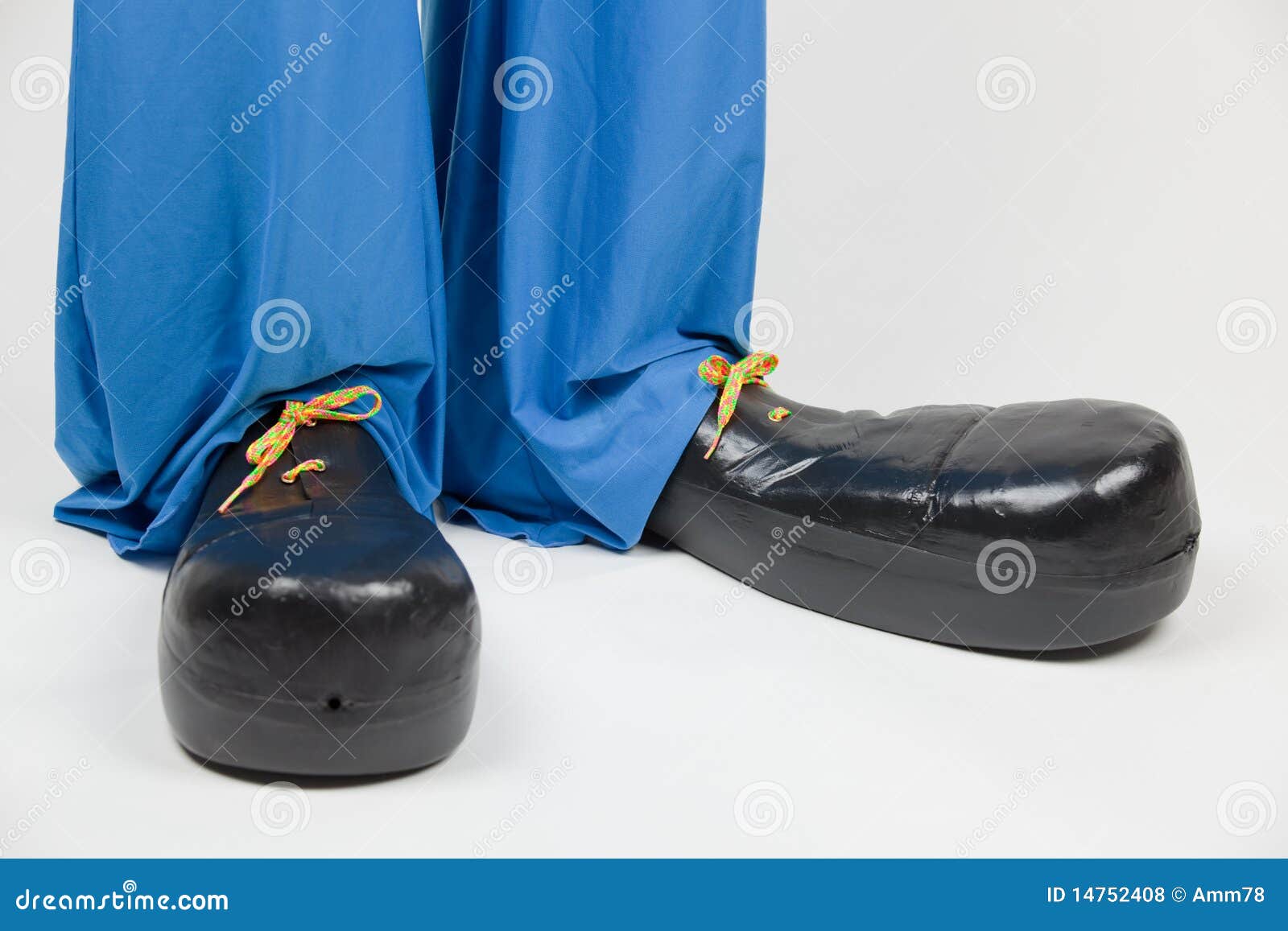 Zapatos del payaso foto de archivo. Imagen de negro, estudio - 14752408