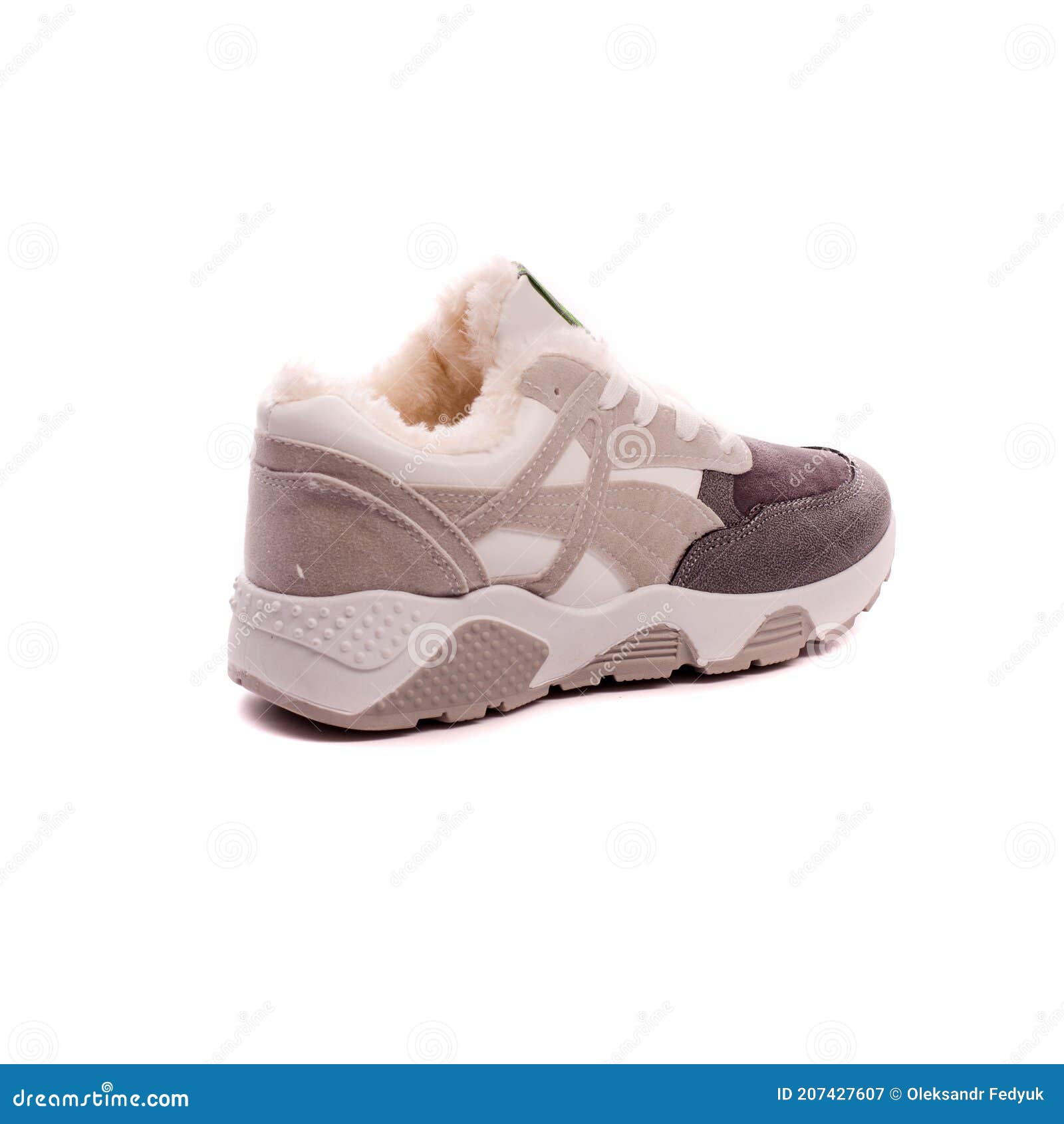 Zapatos Deportivos Para Mujer Aislados Sobre Fondo Blanco. Imagen de Imagen de calzado: 207427607