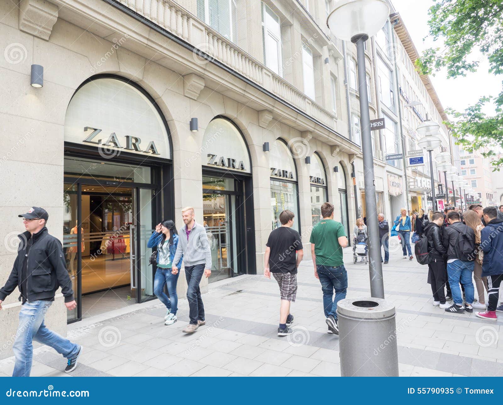 Zara munich editorial image. Image of copy, germany, copyspace 55790935