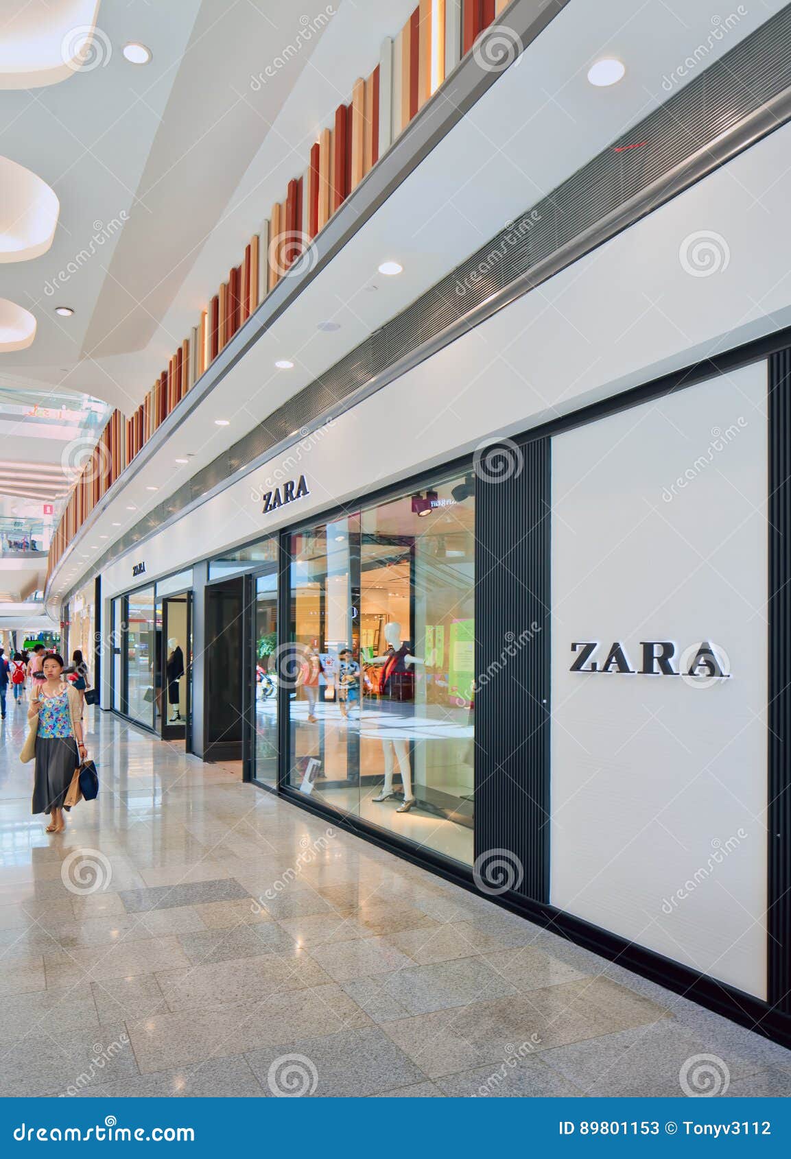 zara shopping mall