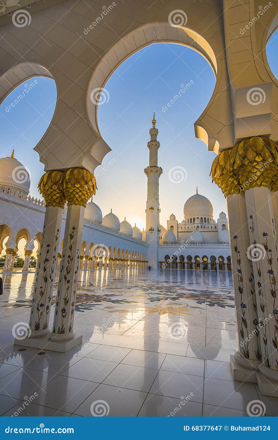 zayed mosque in abu dabi