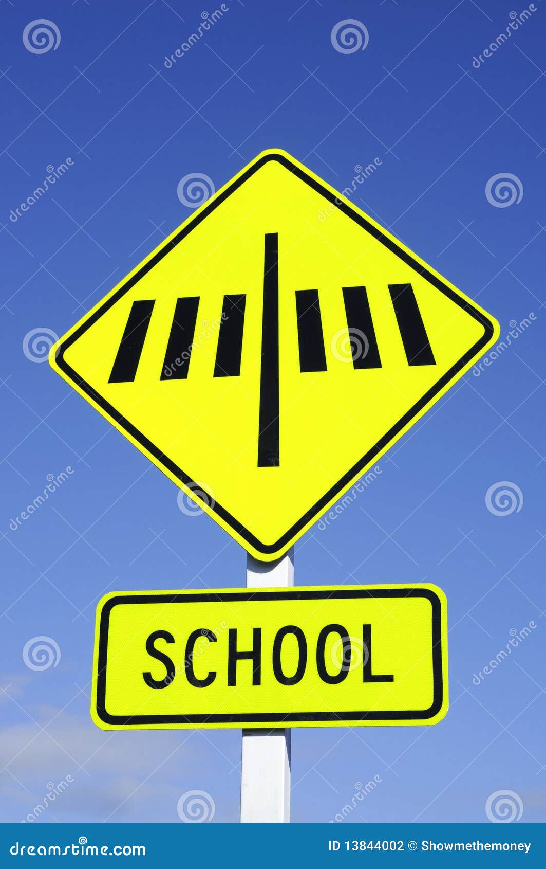 School Crossing Sign Images – Browse 20,128 Stock Photos, Vectors, and  Video