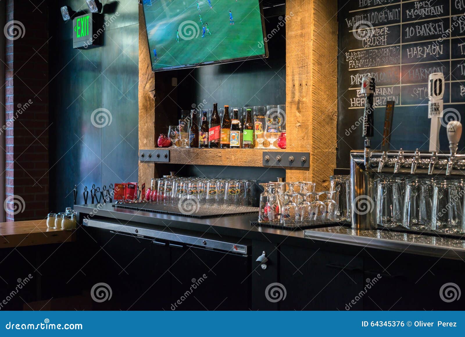 Zeeks Pizza Assorted Beer Bar Editorial Photo Image of brewery