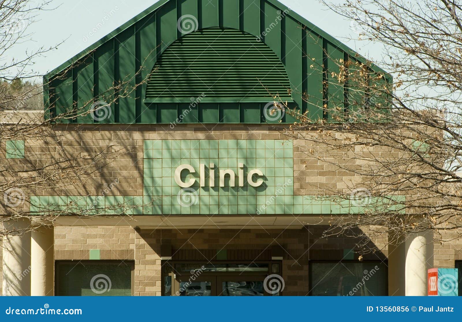 Zeichen Der Medizinischen Klinik Stockfoto - Bild von behandlung
