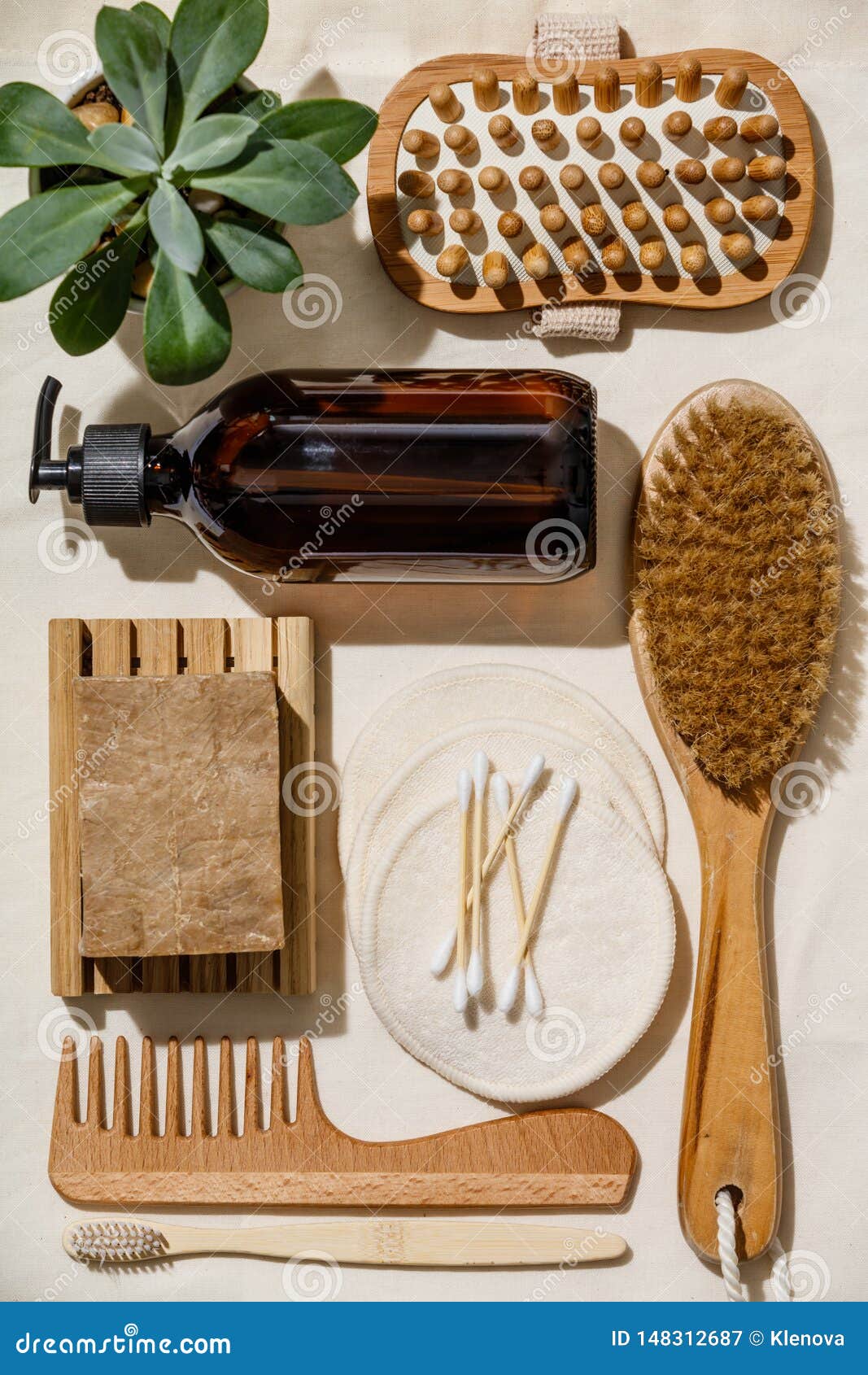 Zero Waste, Eco Friendly Bathroom Accessories on Linen Fabric