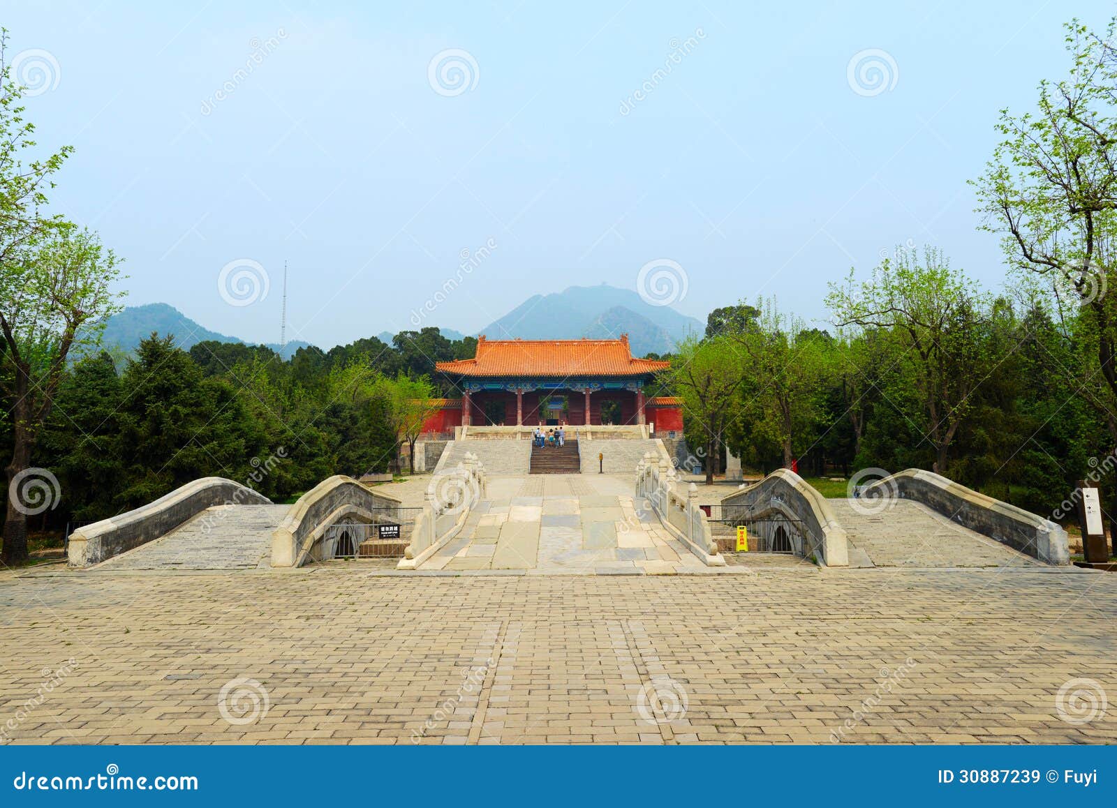 zhao ling ming tombs