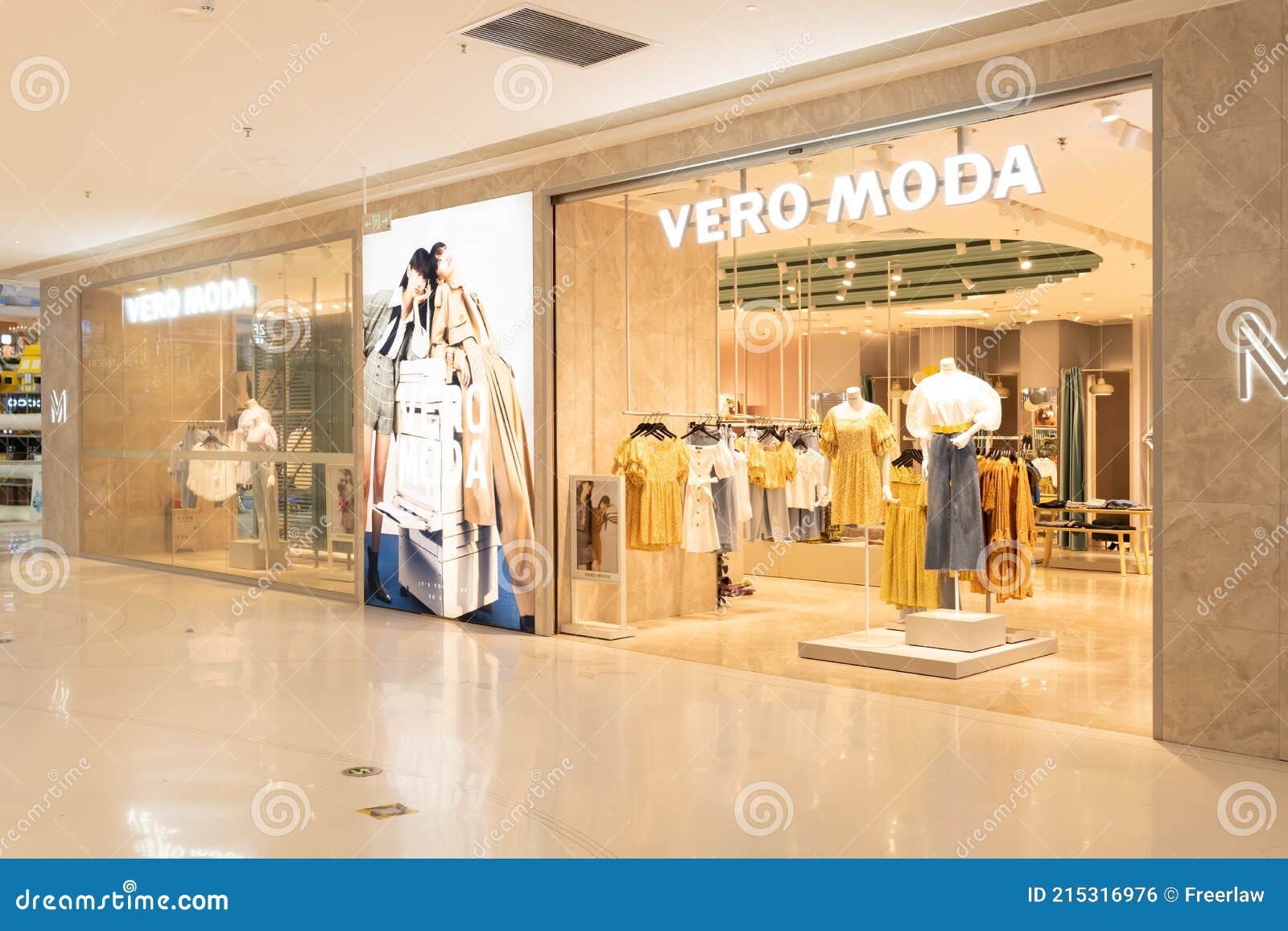 Vero Moda - Free & Royalty-Free Stock Photos from Dreamstime