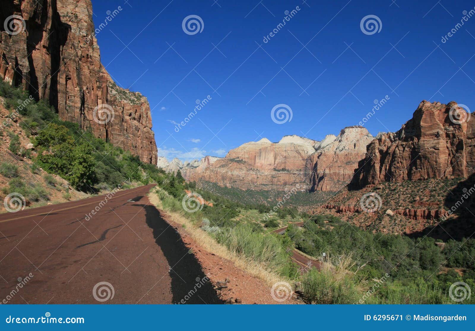Zion Mt Carmel Highway stock image. Image of highway, scenic 6295671