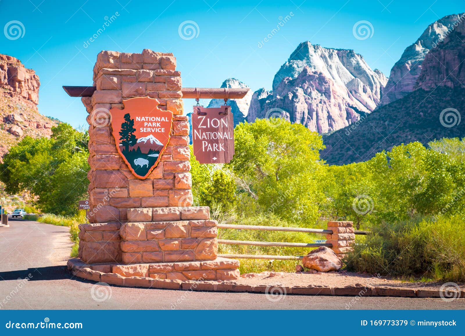 Zion National Park Eingangsschild Utah Usa Redaktionelles Stockbild Bild Von Schlucht Bedienung 169773379