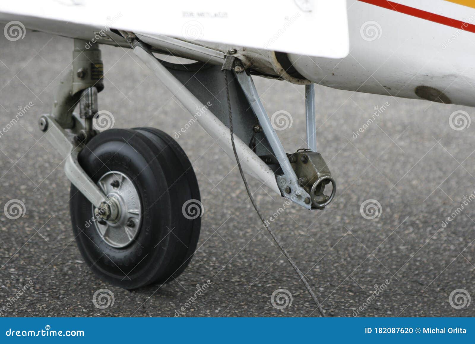 Zlin Z-226 - Glider Towing Hook Stock Photo - Image of aeroplane, airfield:  182087620
