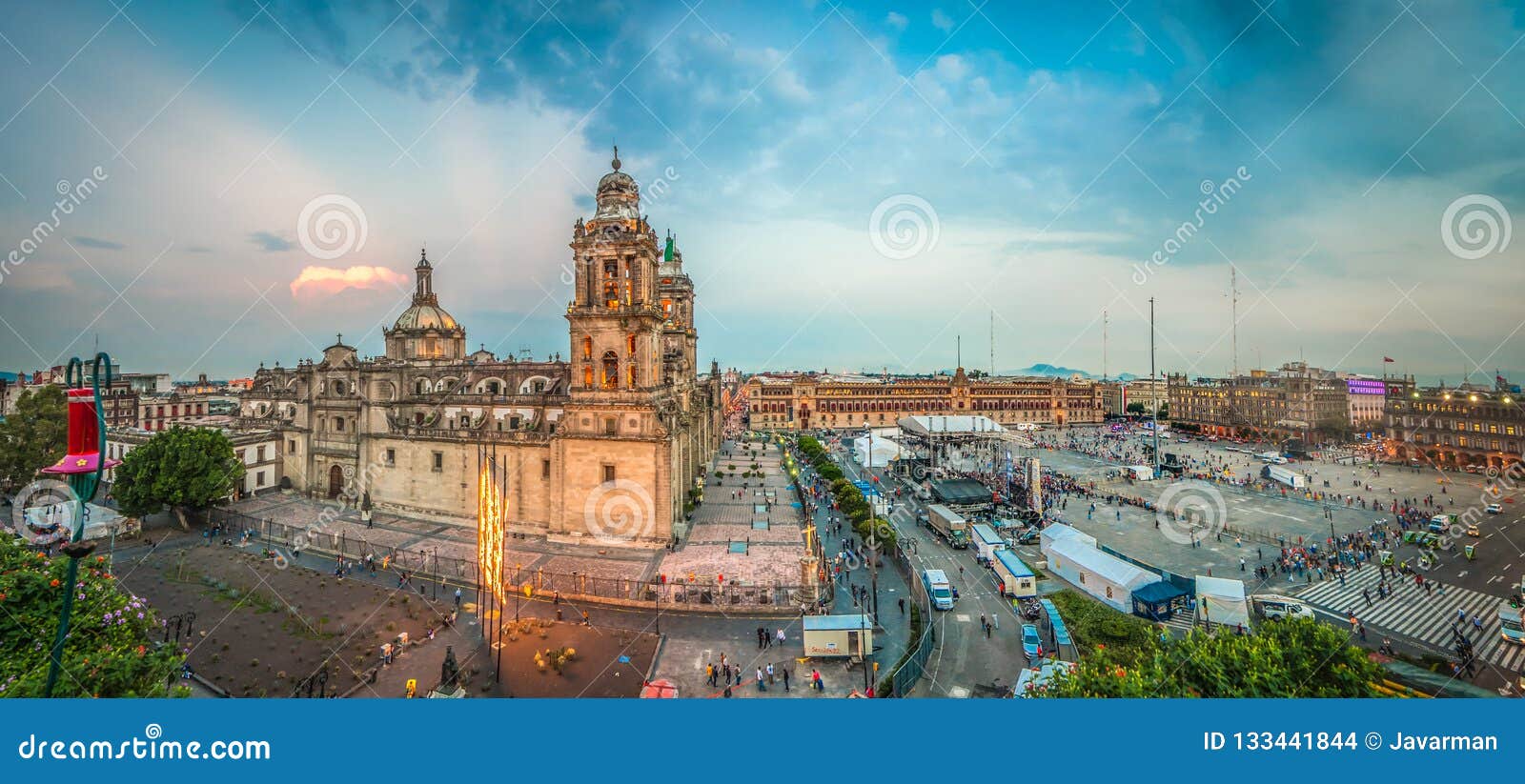 zocalo square and metropolitan cathedral of mexico city