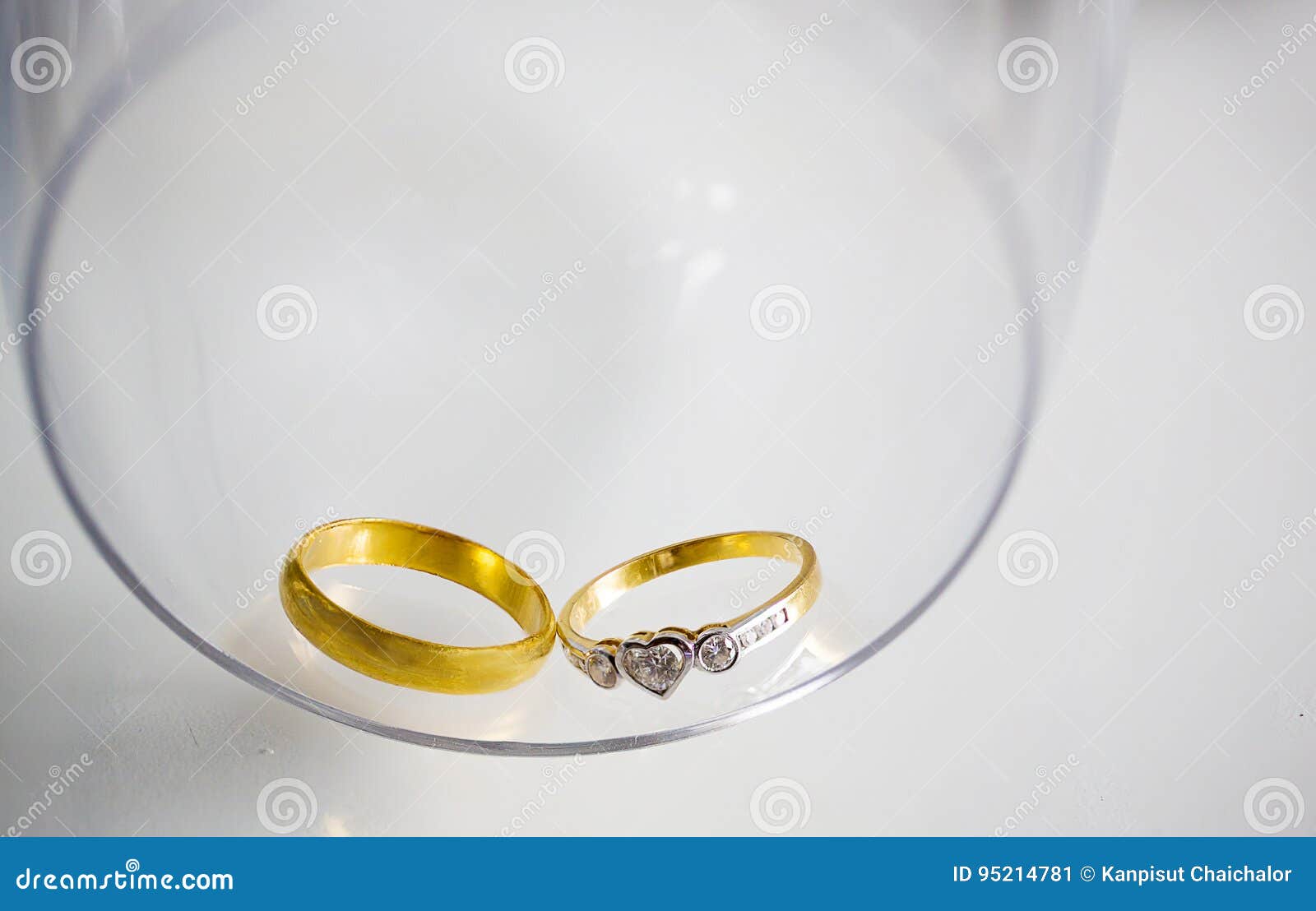 Herz Geschwungen Diamantene Hochzeit Aufschrift Und Zahl 60