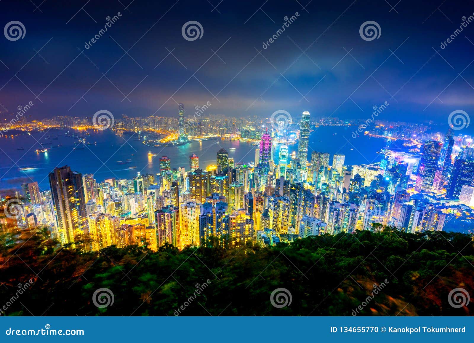 Überraschende Ansicht Von Victoria-Hafen Von Der Spitze, Hong Kong
