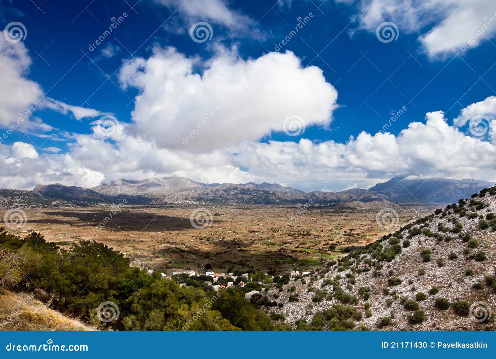 πανοραμική όψη tableland του Λασι&. πανοραμική όψη tableland της Κρήτης Ελλάδα Λασίθι Οκτώβριος