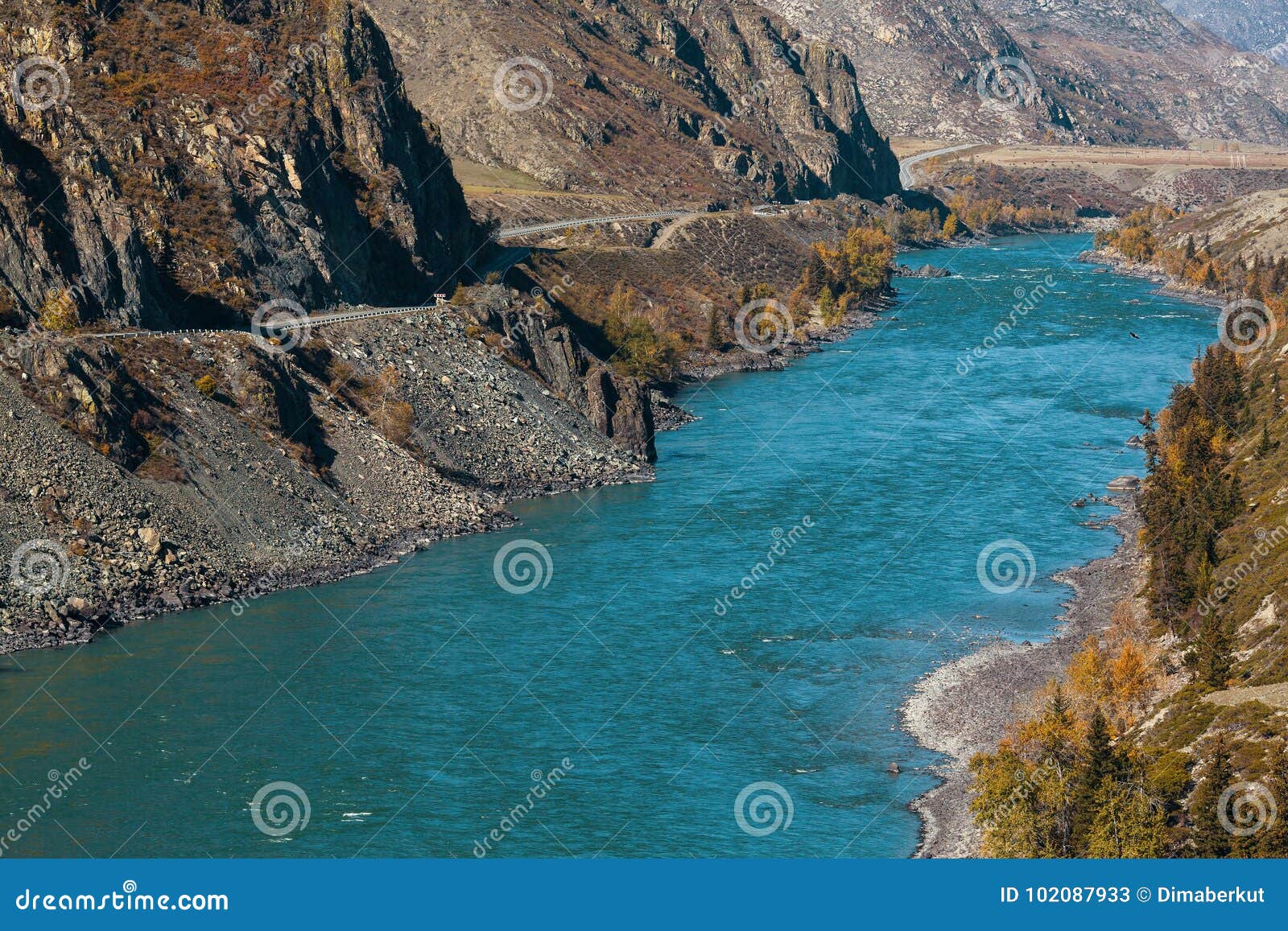 Ποταμός Katun των βουνών Altai, Δημοκρατία Altai, Ρωσία Φύση