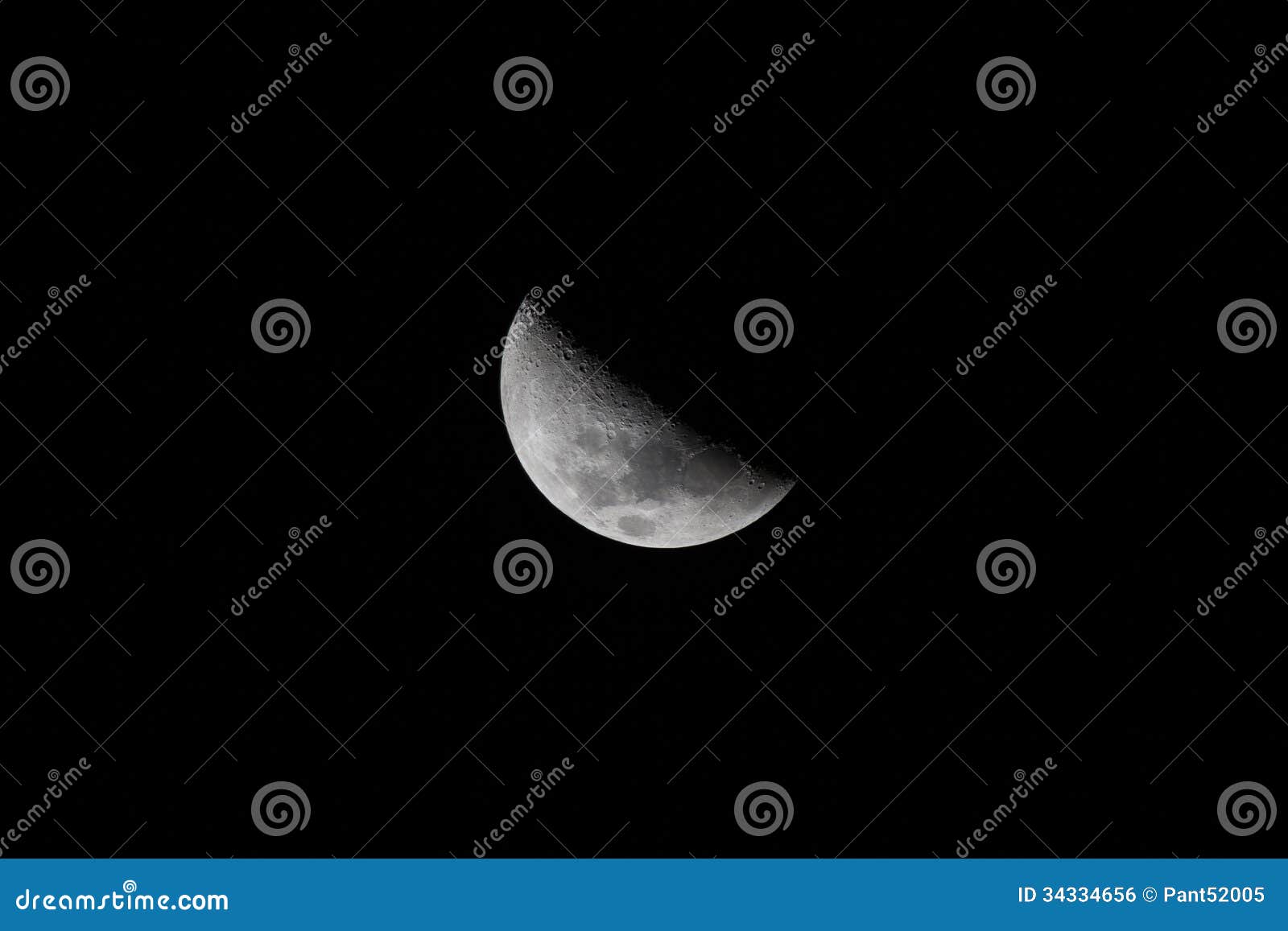 Φεγγάρι. Μια εικόνα του μισού φεγγαριού