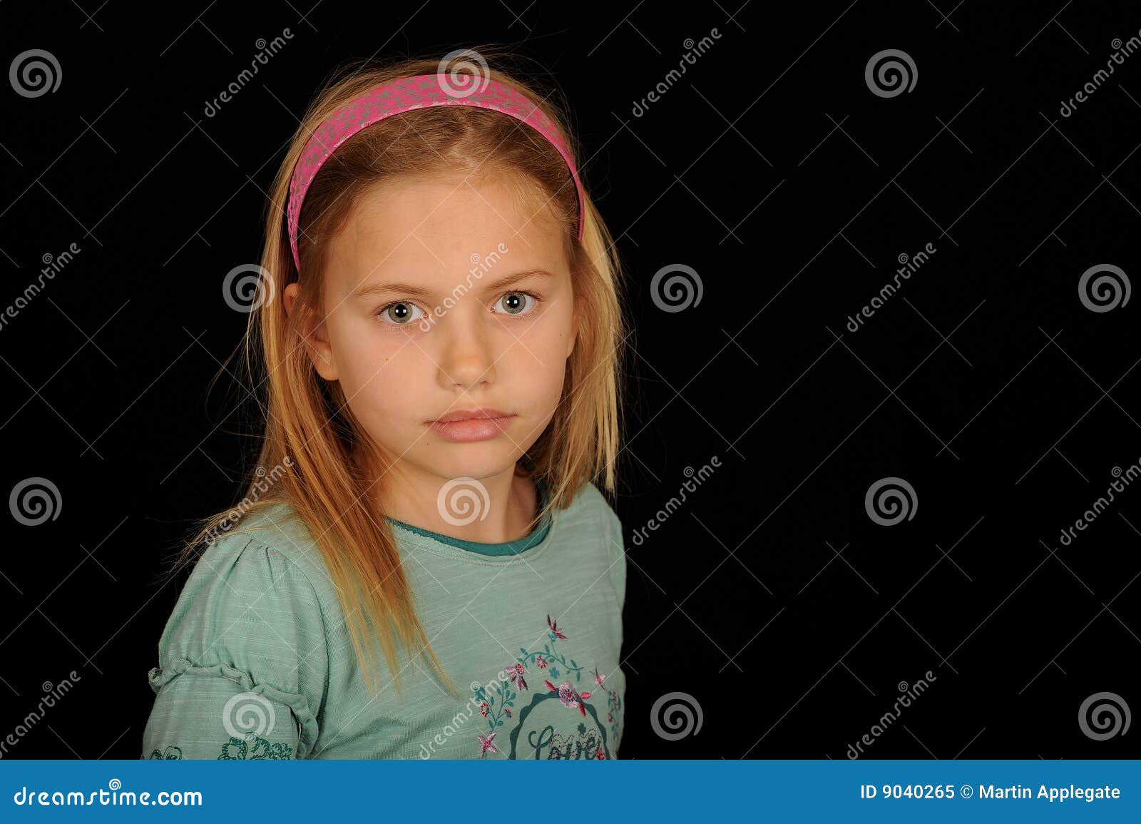 χαριτωμένες νεολαίες π&omicron Στοκ Εικόνα εικόνα από 9040265