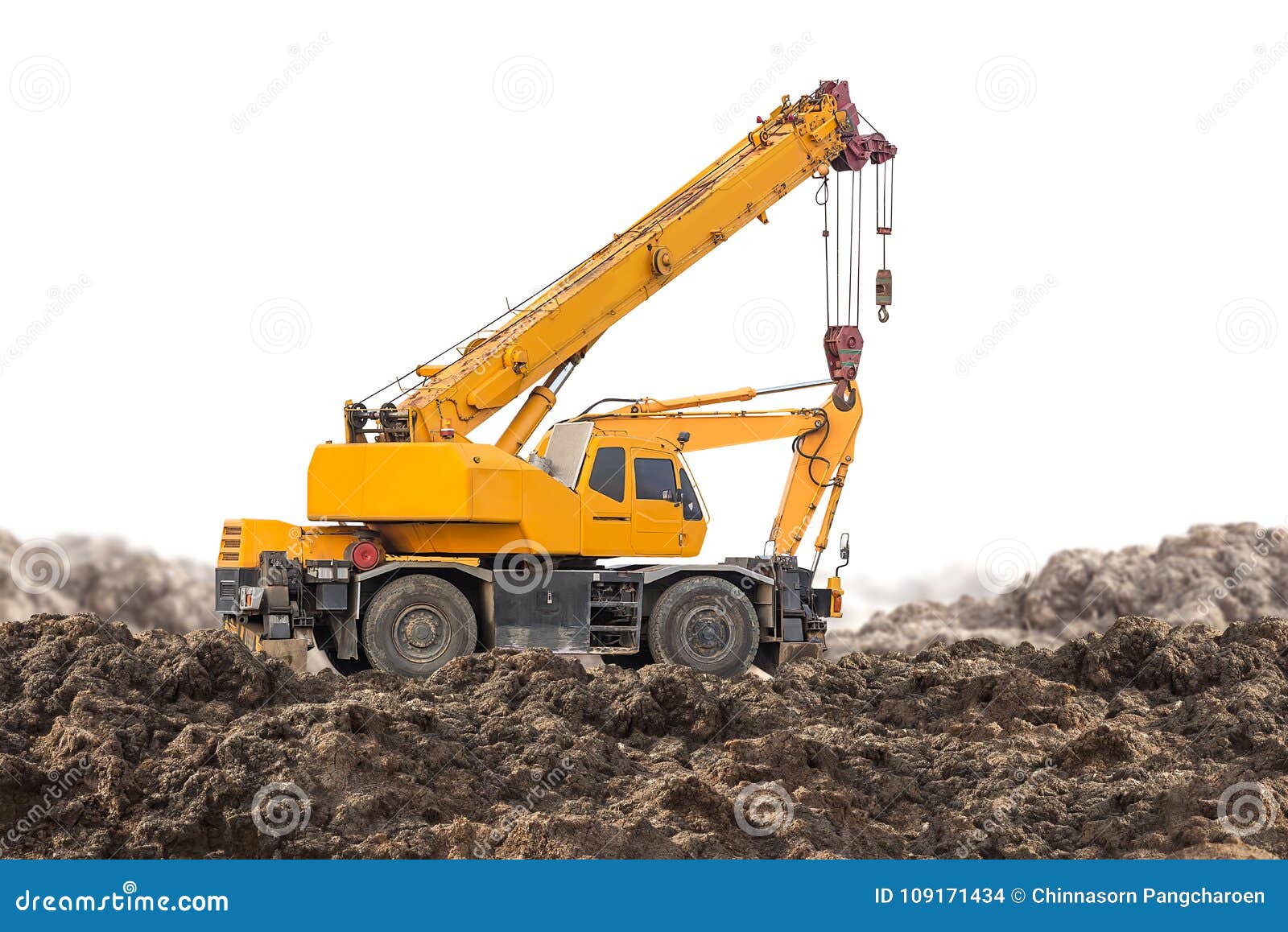 Автоматический кран на заходе солнца Стоковое Фото - изображение ...