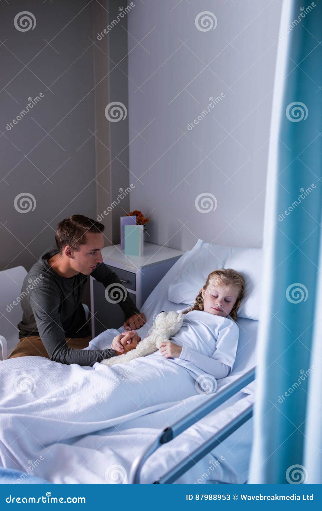 фото я лежу с детьми в больнице