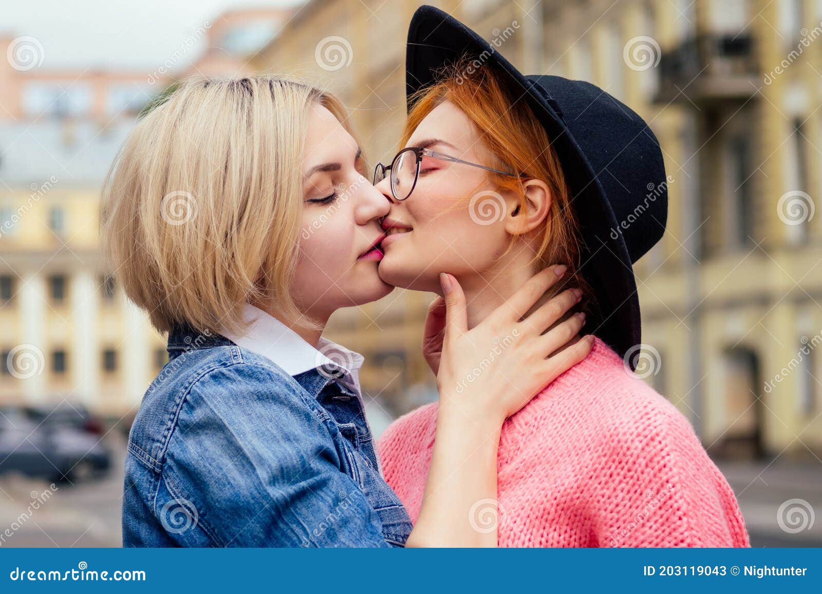 В Швеции онлайн-секс приравняли к проституции: пользователям OnlyFans грозит тюрьма В Швеции онлайн-секс приравняли к проституции: пользователям OnlyFans грозит тюрьма