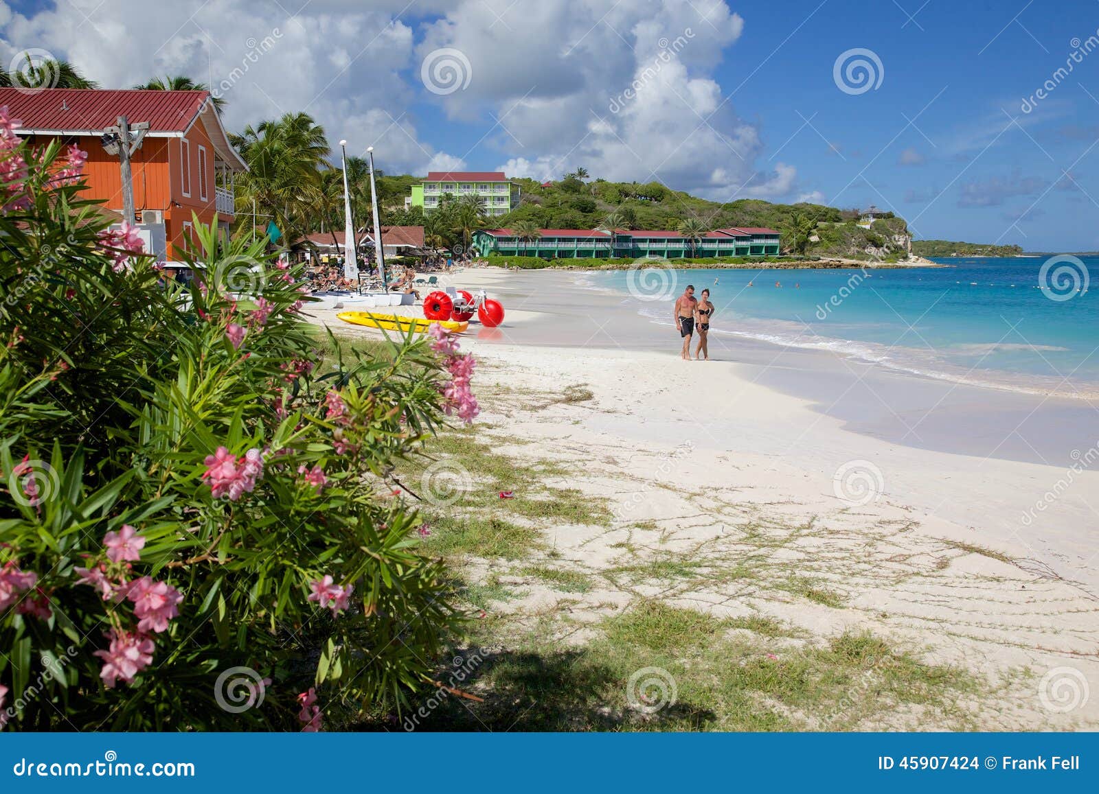 Вест-Индии, Вест-Инди, Антигуа, длинный залив, взгляд длинного залива ...