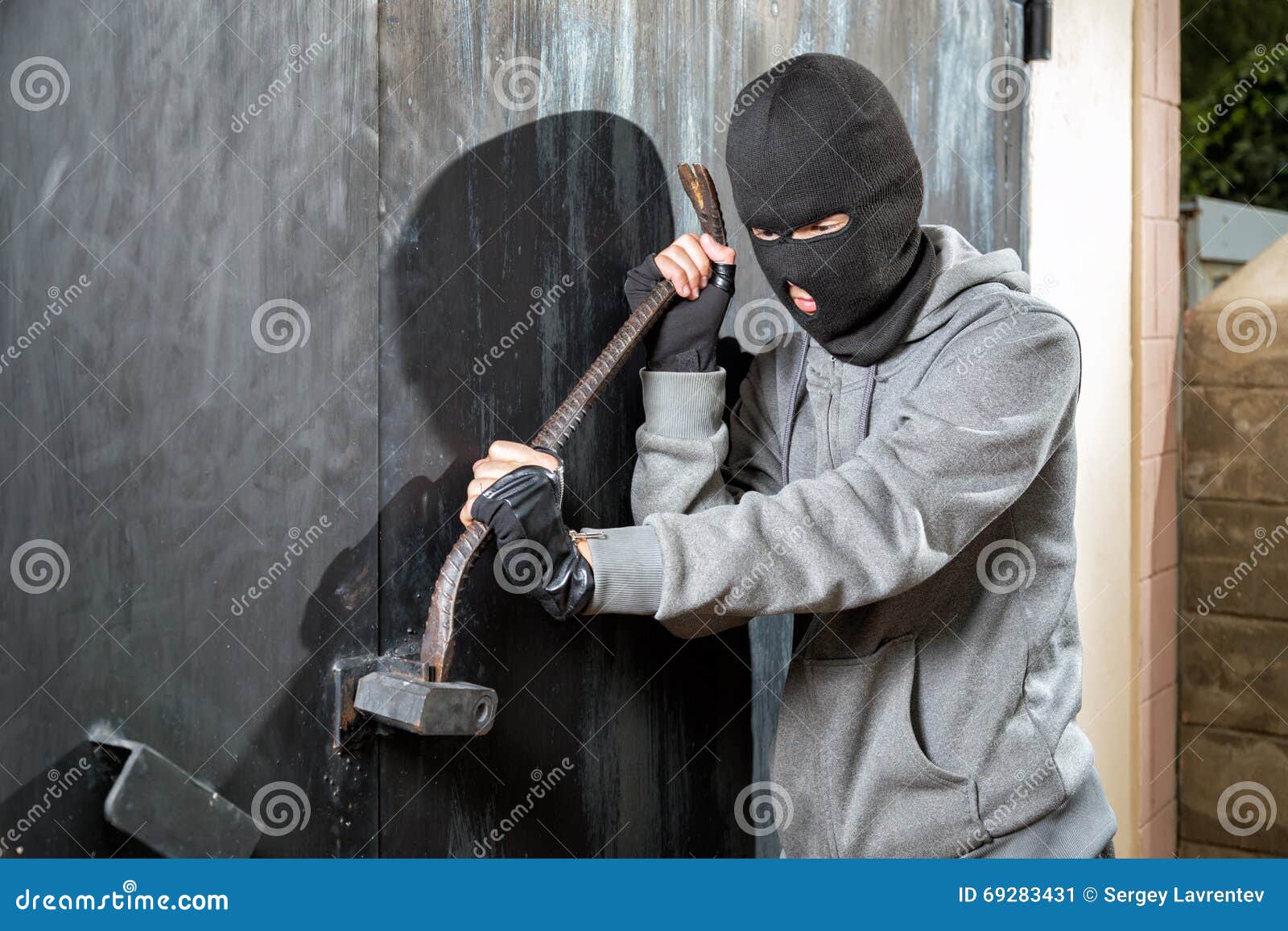 Взломщик