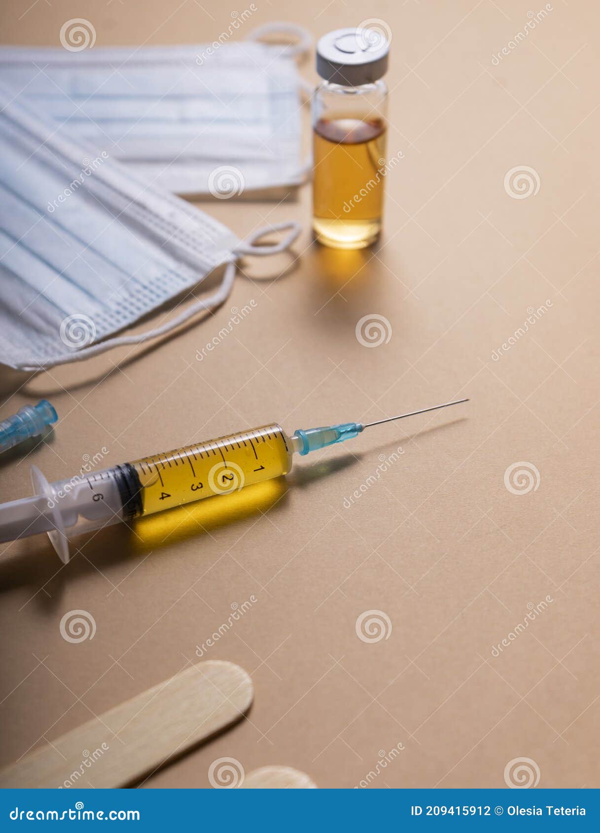 Выборочный фокус. Singleuse шприц вакцины Стоковое Фото - изображение ...