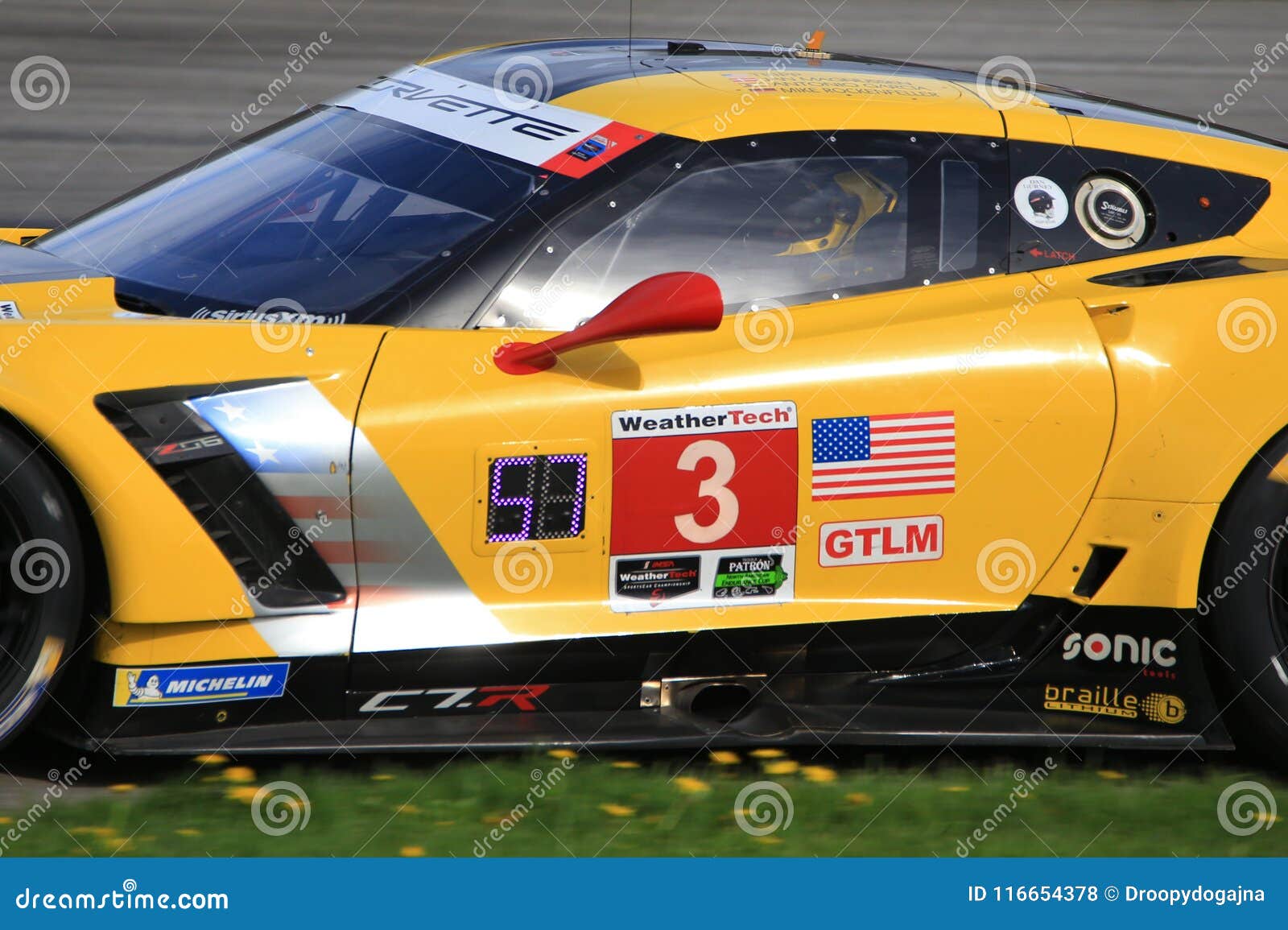 Гонки Chevrolet Corvette редакционное стоковое фото. изображение ...