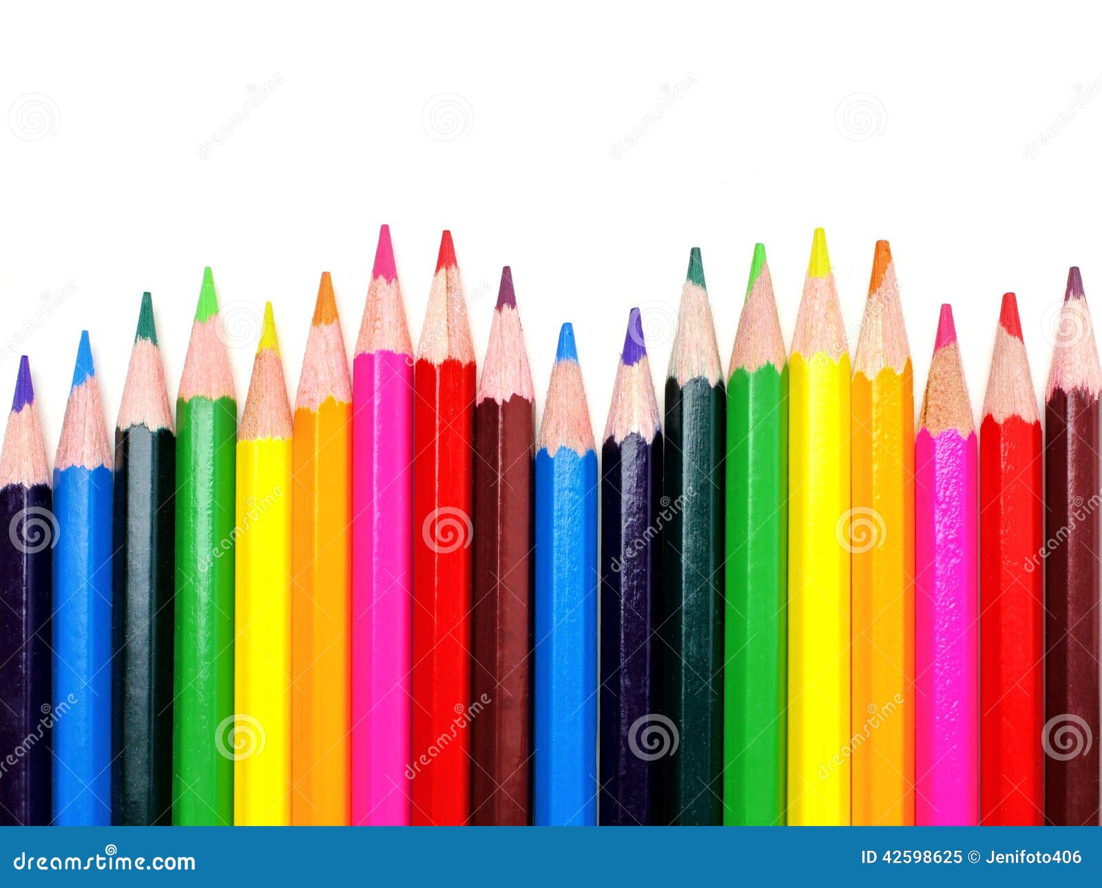Граница crayon карандаша. Красочная волнистая граница crayon карандаша над белизной