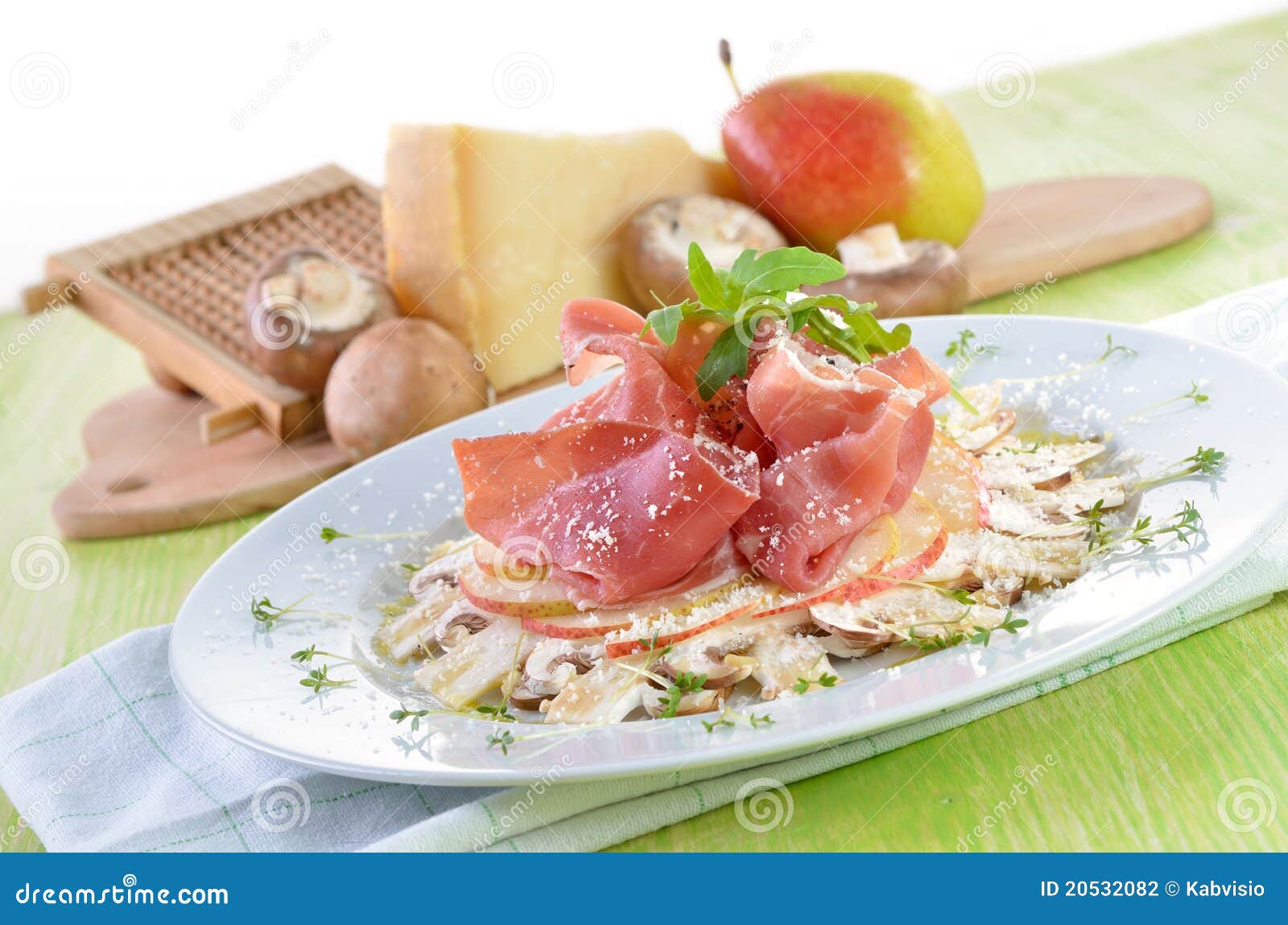 Карпаччо с грушей