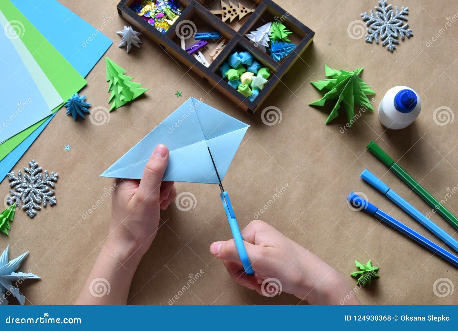 Книжка-игрушка Оригами. Новый год. Шепелевич А