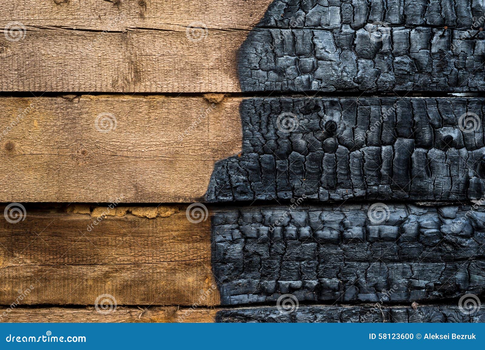 Древесина сгоренная половиной Стоковое Фото изображение насчитывающей