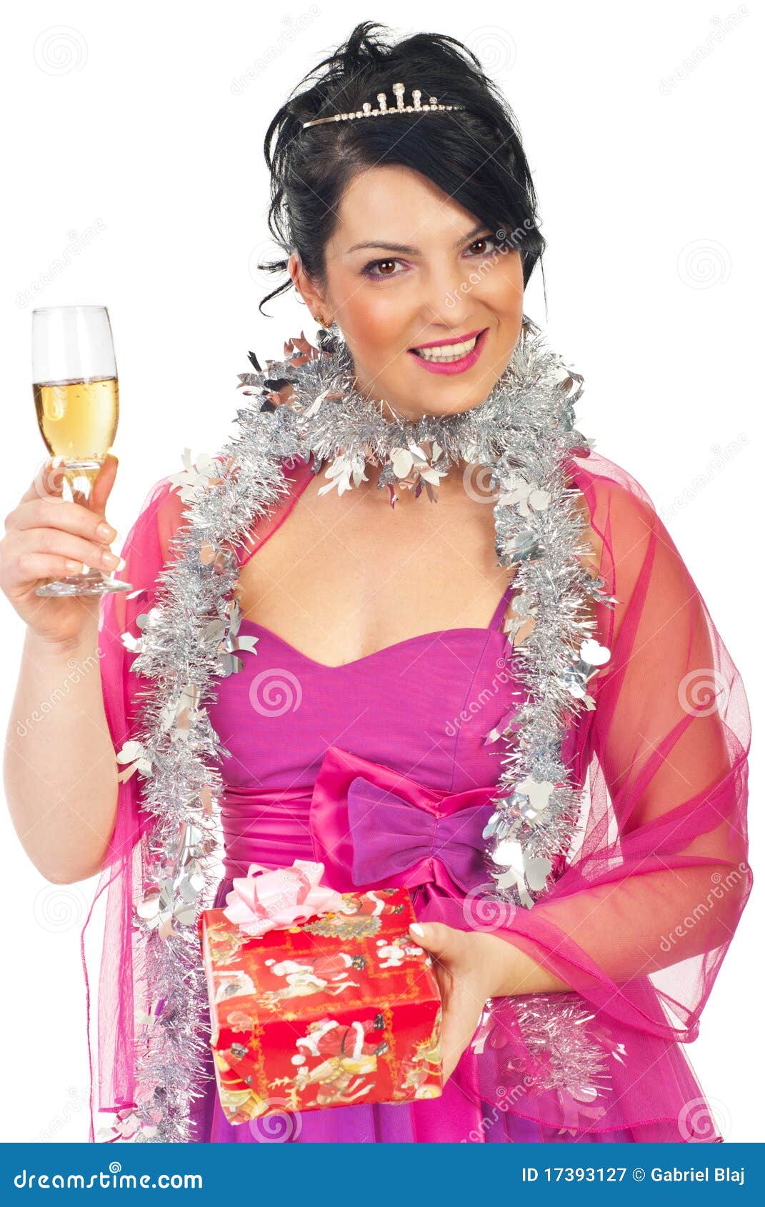 женщина партии рождества шикарная. предпосылка красивейшая празднует женщину партии подарка рождества шампанского шикарным стеклянным изолированную удерживанием белую