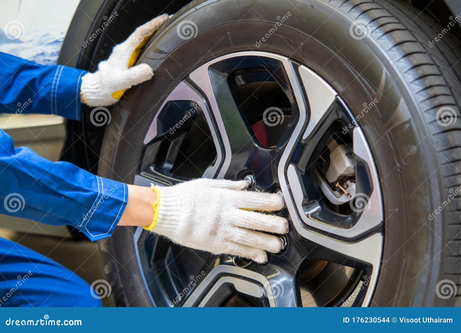 Компания механика автомобиля изменение в профессиональном ремонт ...