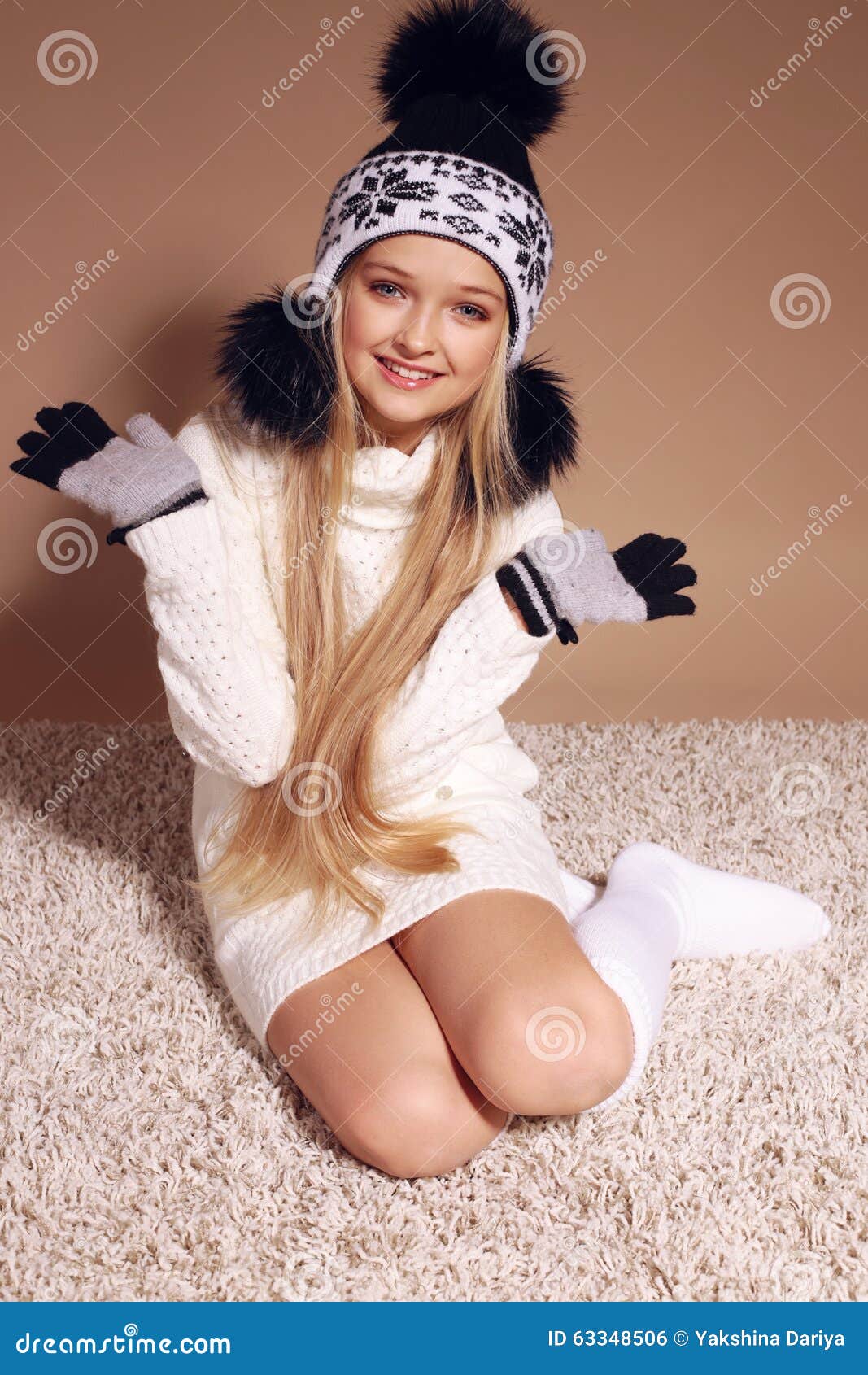 Нашла у парня фотографии связанных девушек...ужас!! 🔥 74 горячих ФОТО девушек с высунутыми языками