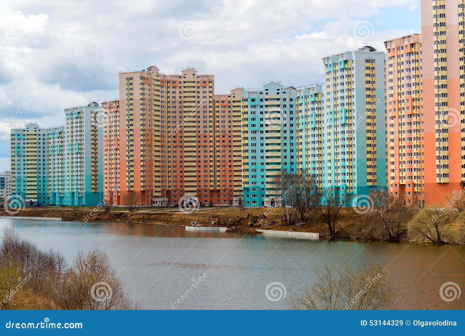 Дом на набережной Красногорск