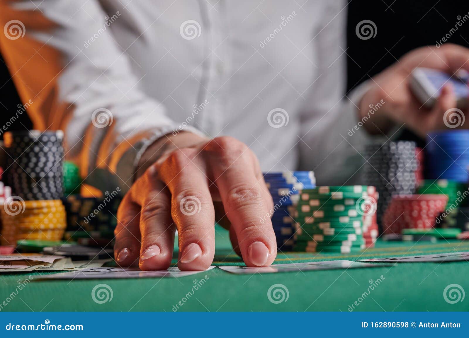 Казино продает казино онлайн на фишки