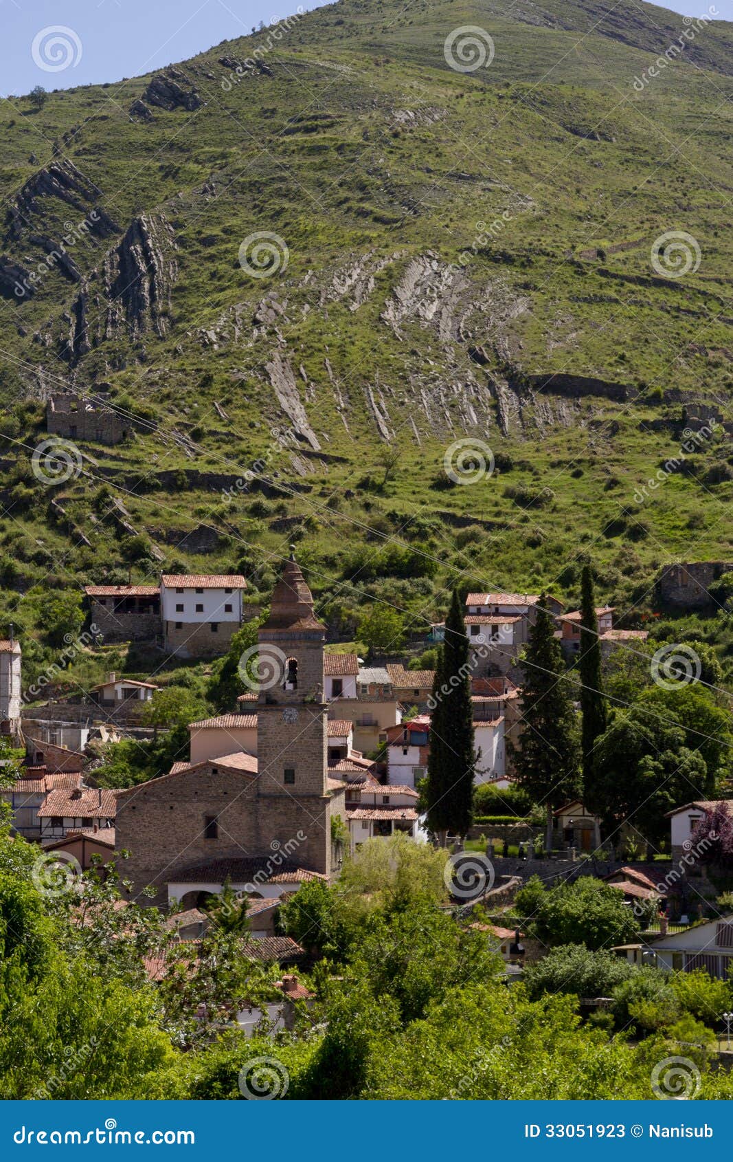 Мирное место. Малое село soto de cameros в La Rioja