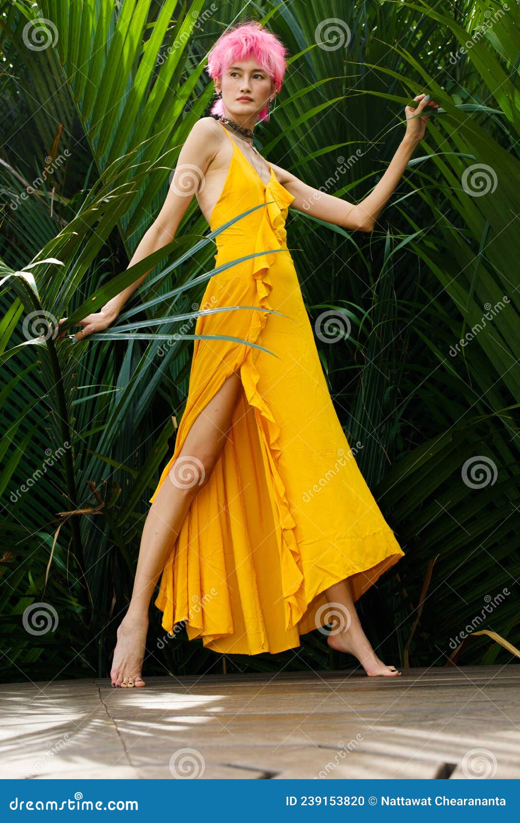 Желтое платье, платье желтого цвета. С чем носить желтое платье | Аделанта