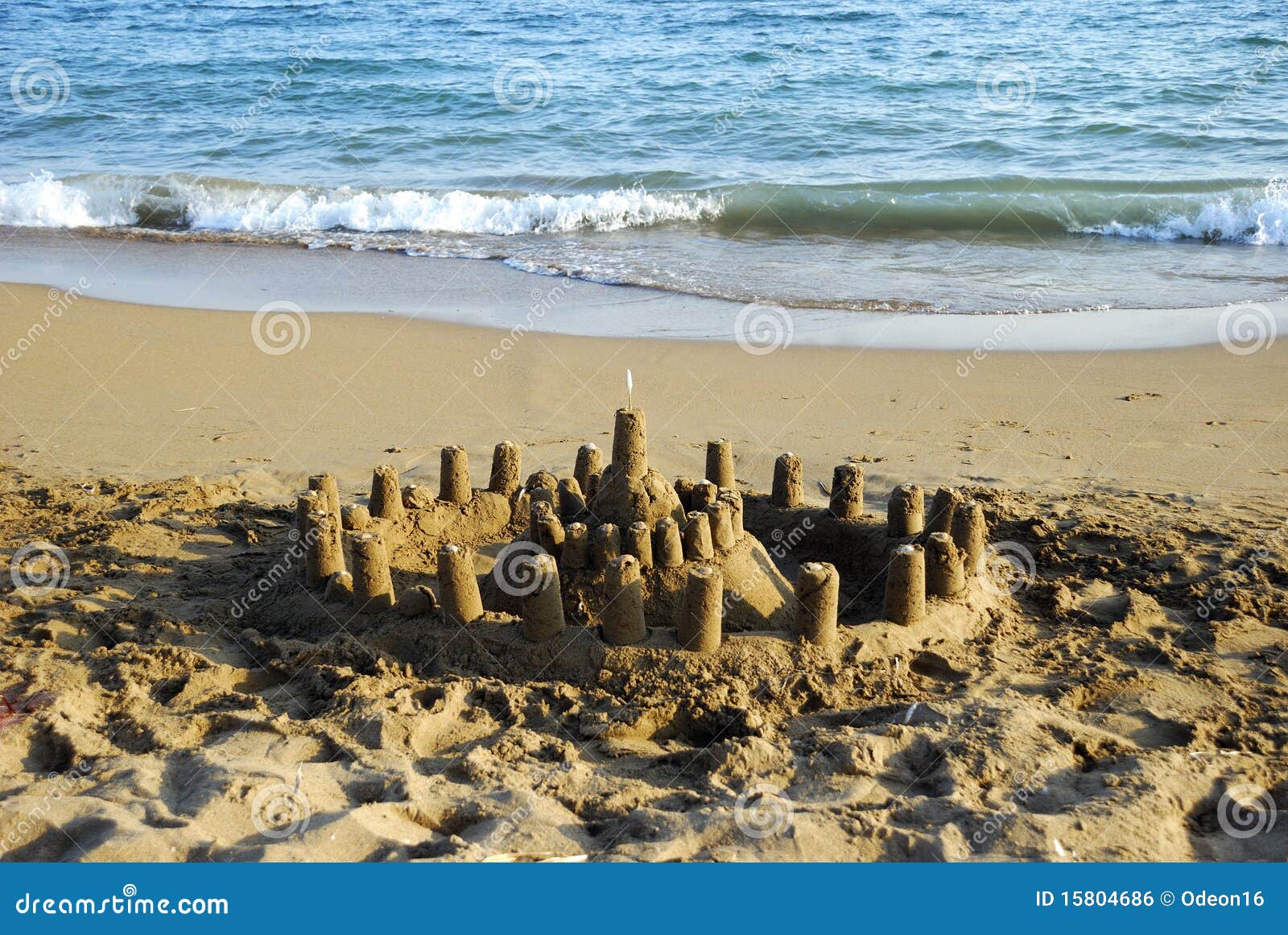 море sandcastle. волны sandcastle флага пляжа предпосылки малые белые