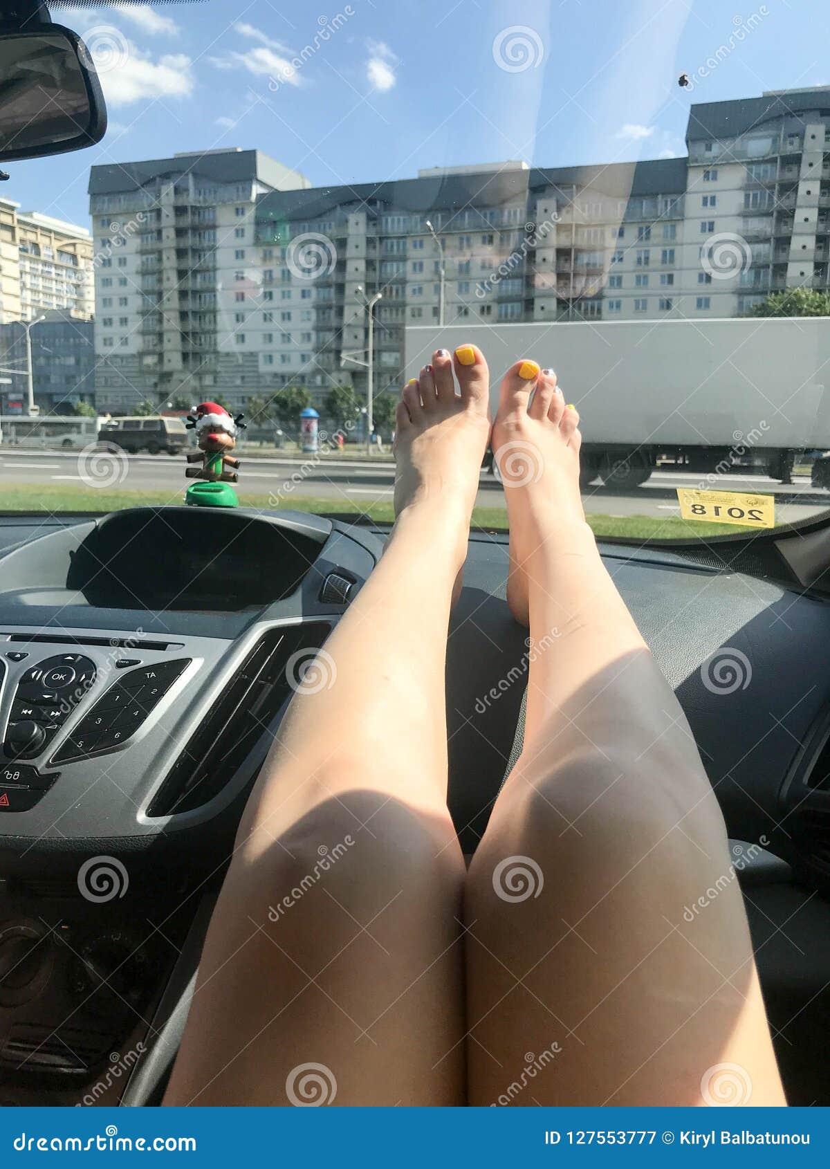 Ноги на торпеде