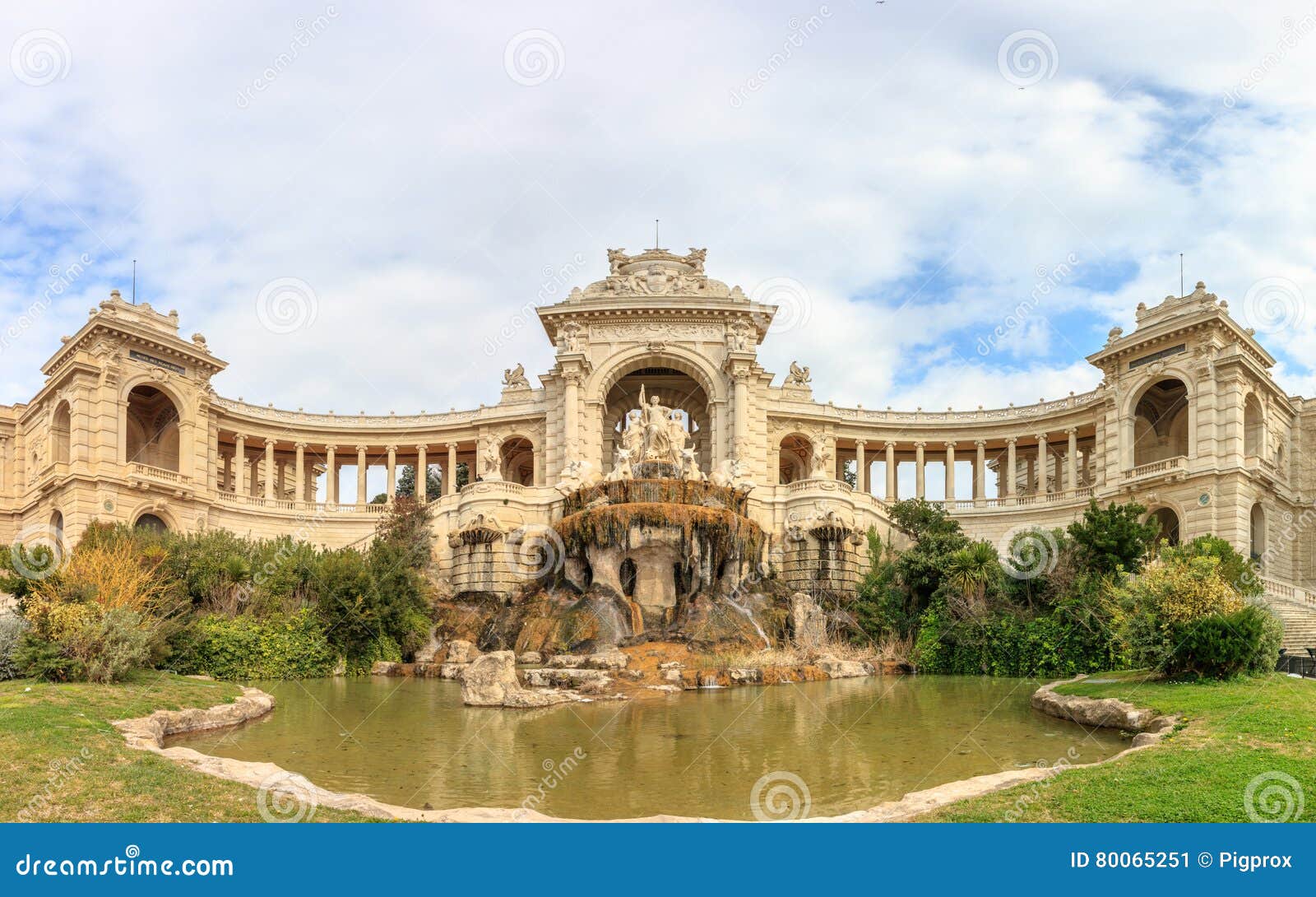 Панорама Palais Longchamp в марселе, Франции