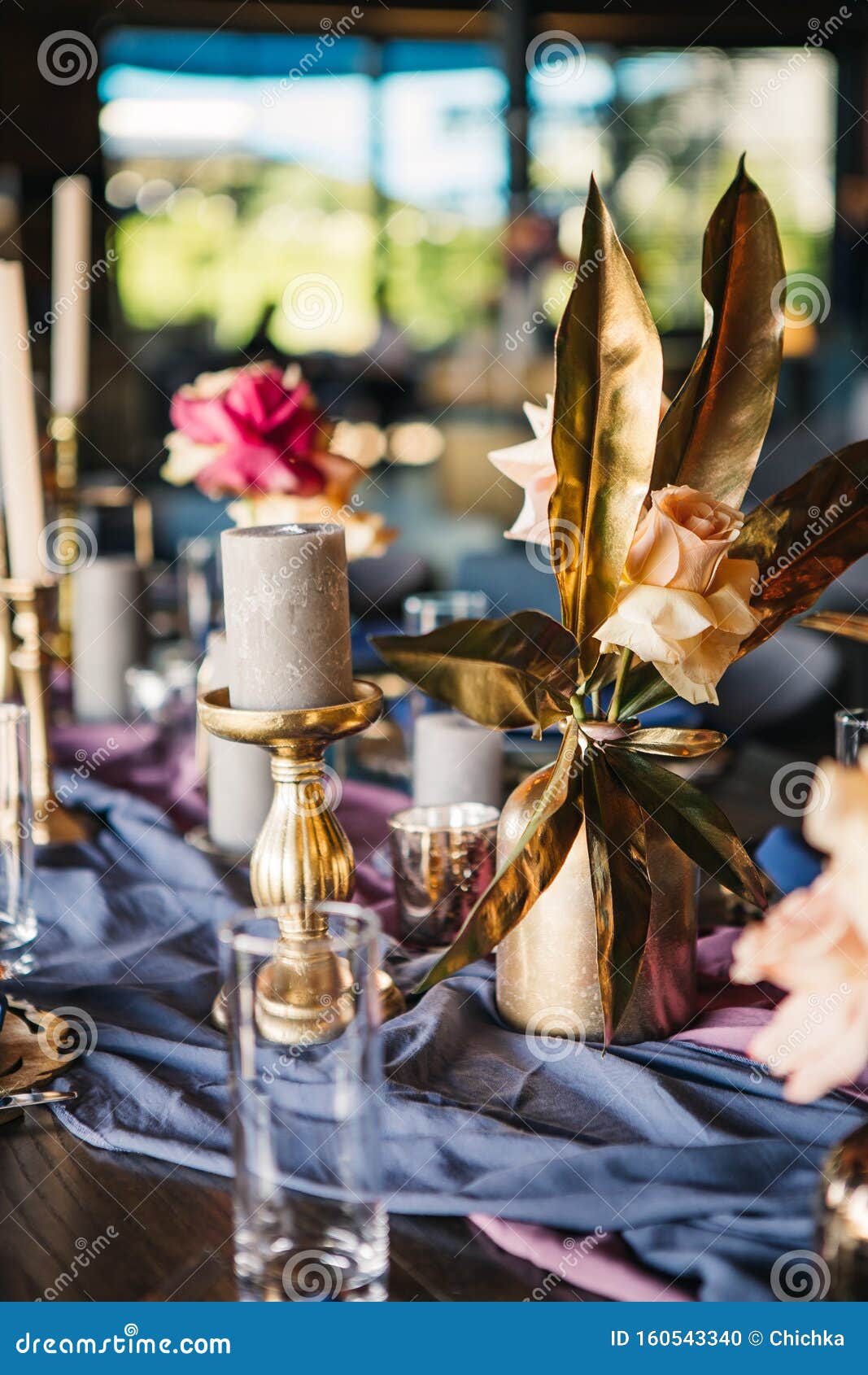 Свадебные свечи — лучший декор для торжества